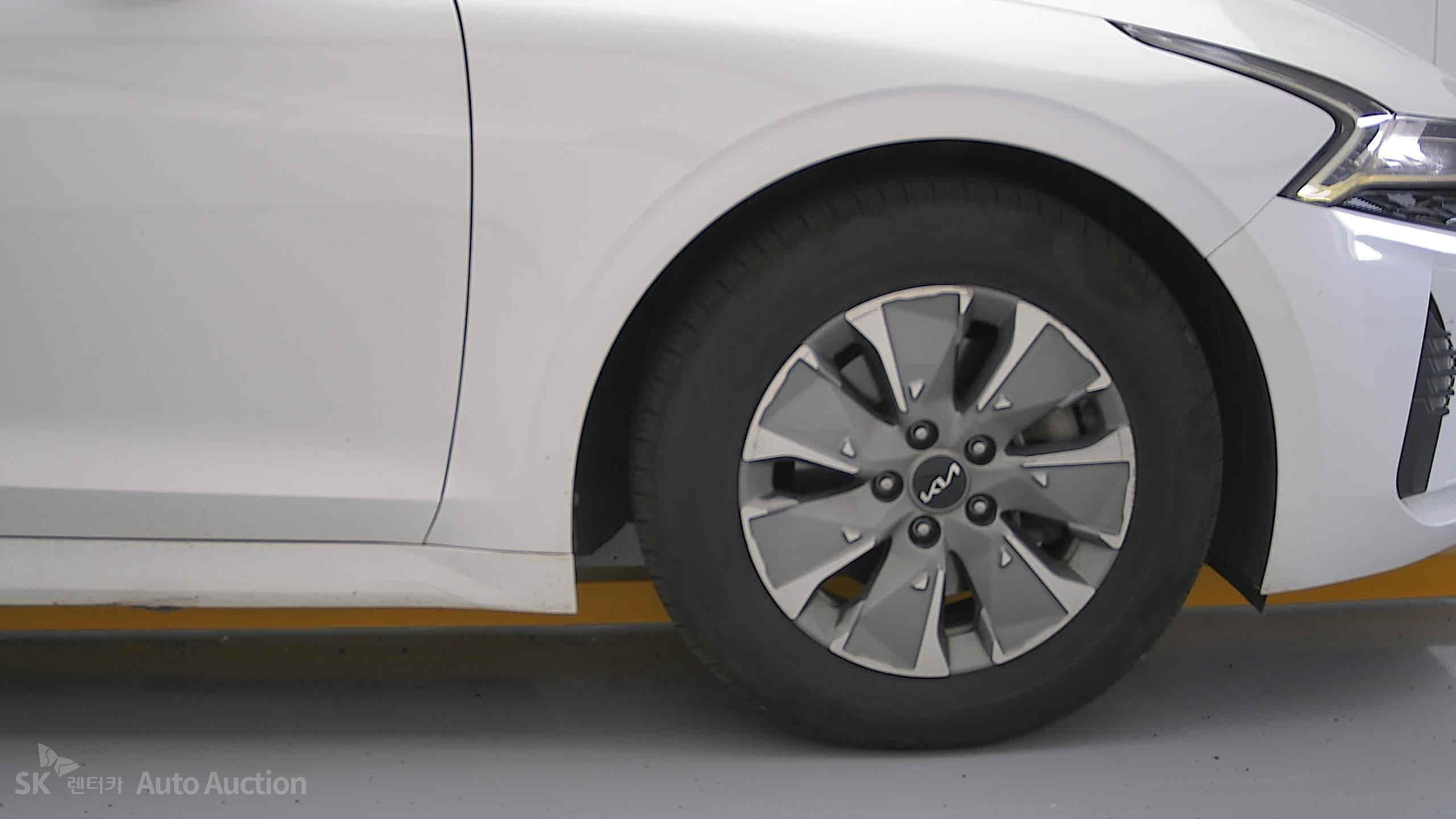 2022 - kia k5