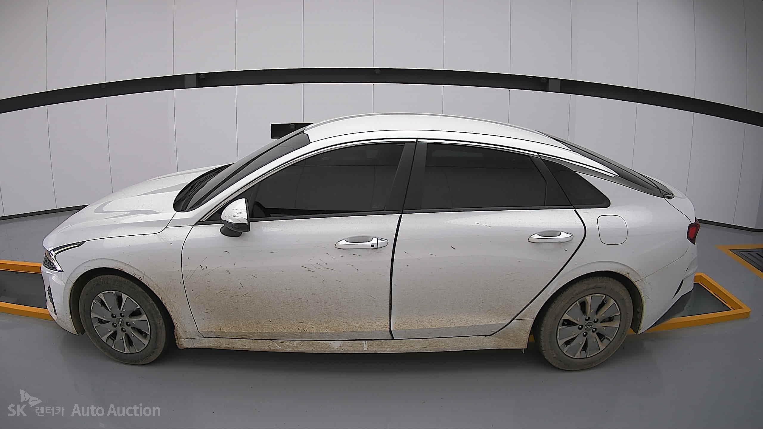 2022 - kia k5