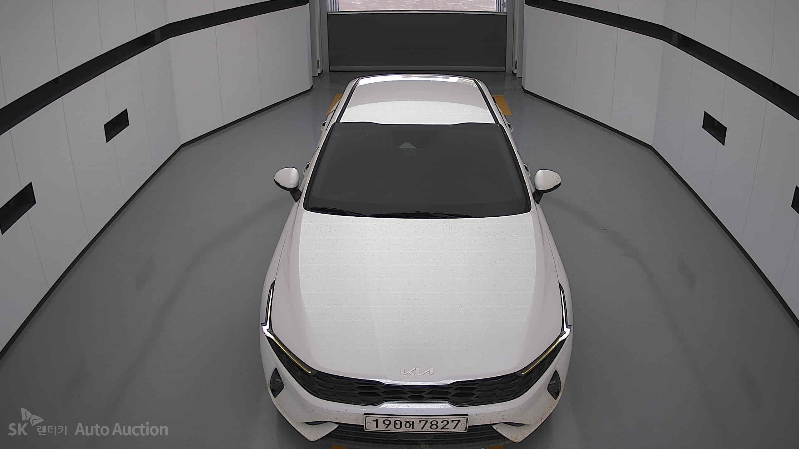 2022 - kia k5