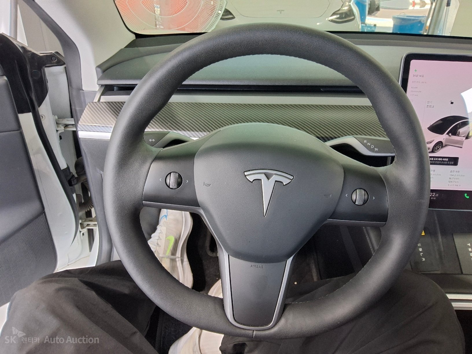 2021 - tesla model 3