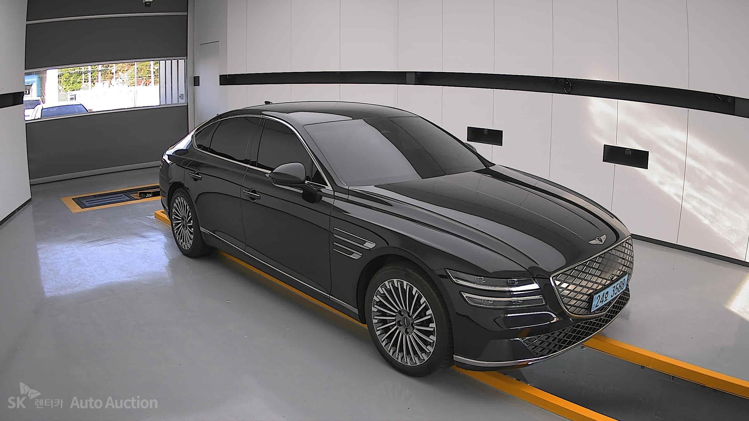 2022 - genesis eg80