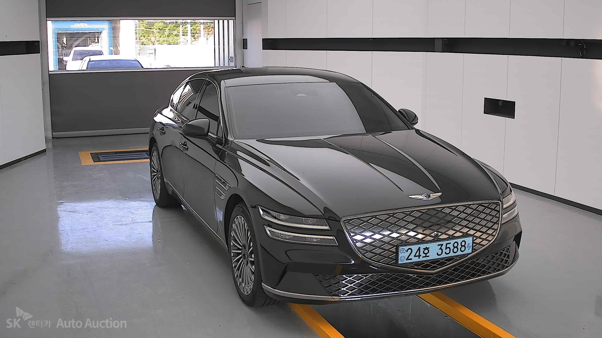 2022 - genesis eg80