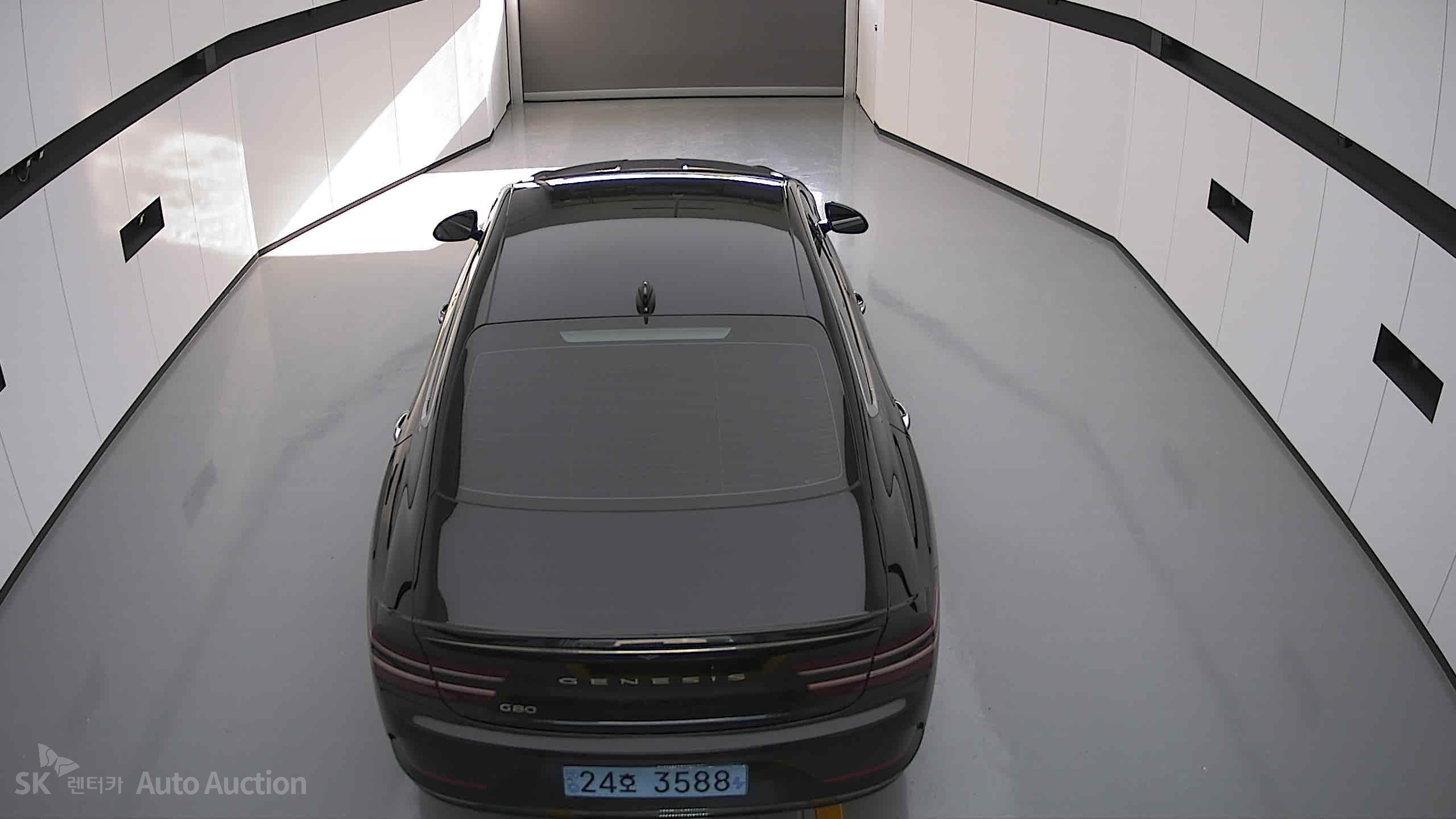 2022 - genesis eg80