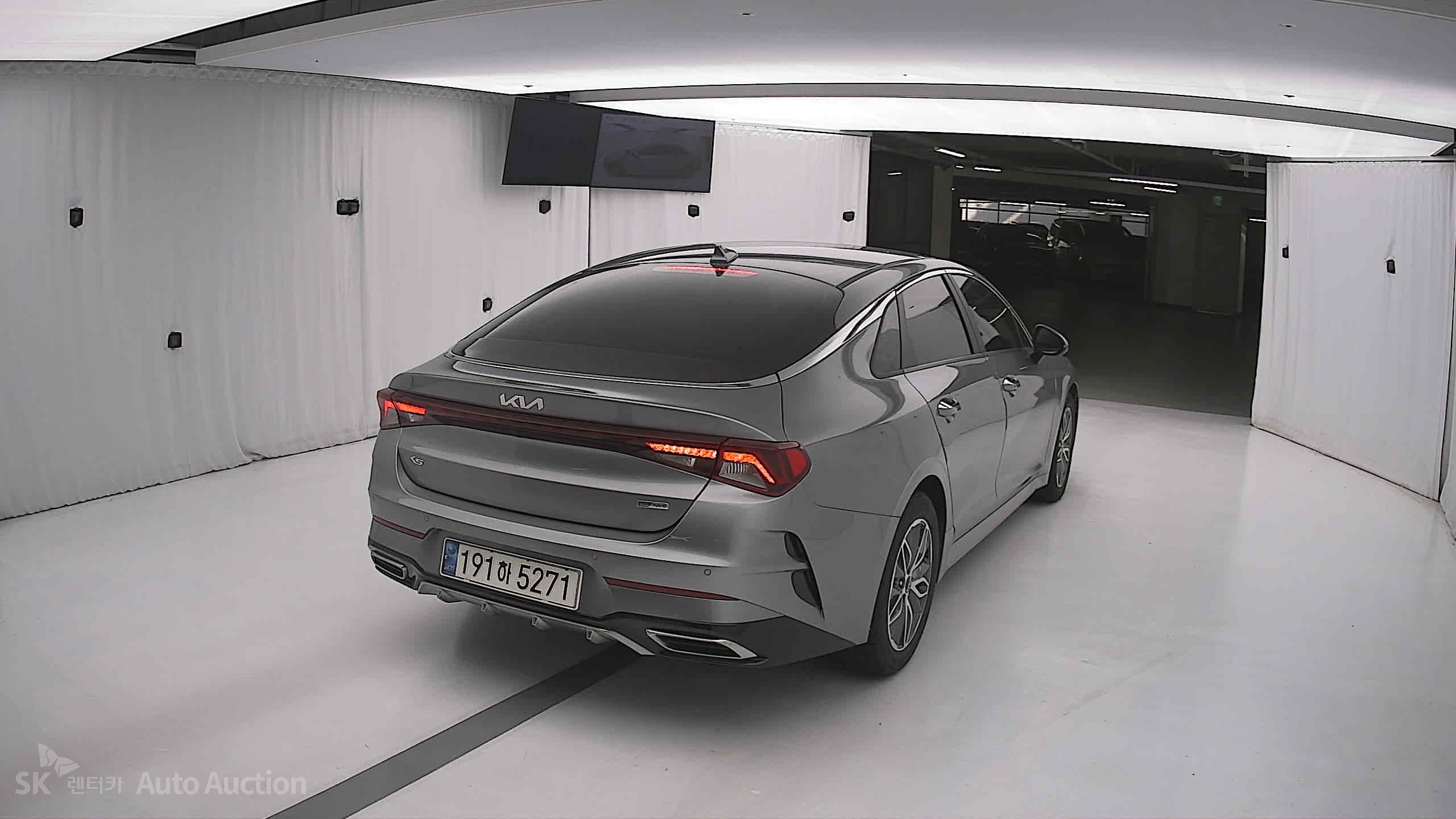 2022 - kia k5
