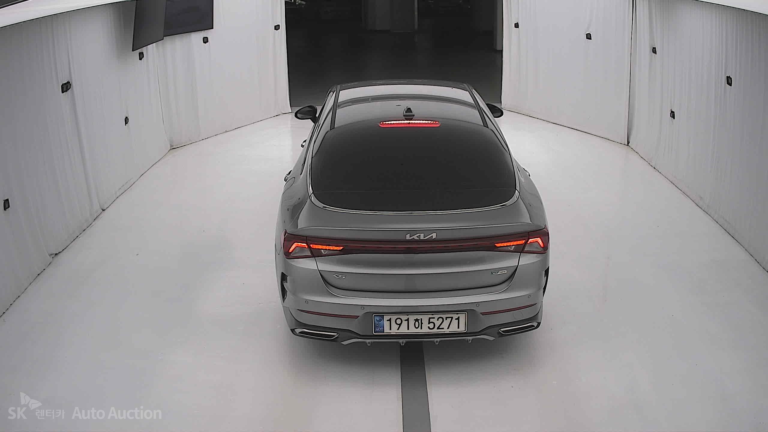 2022 - kia k5