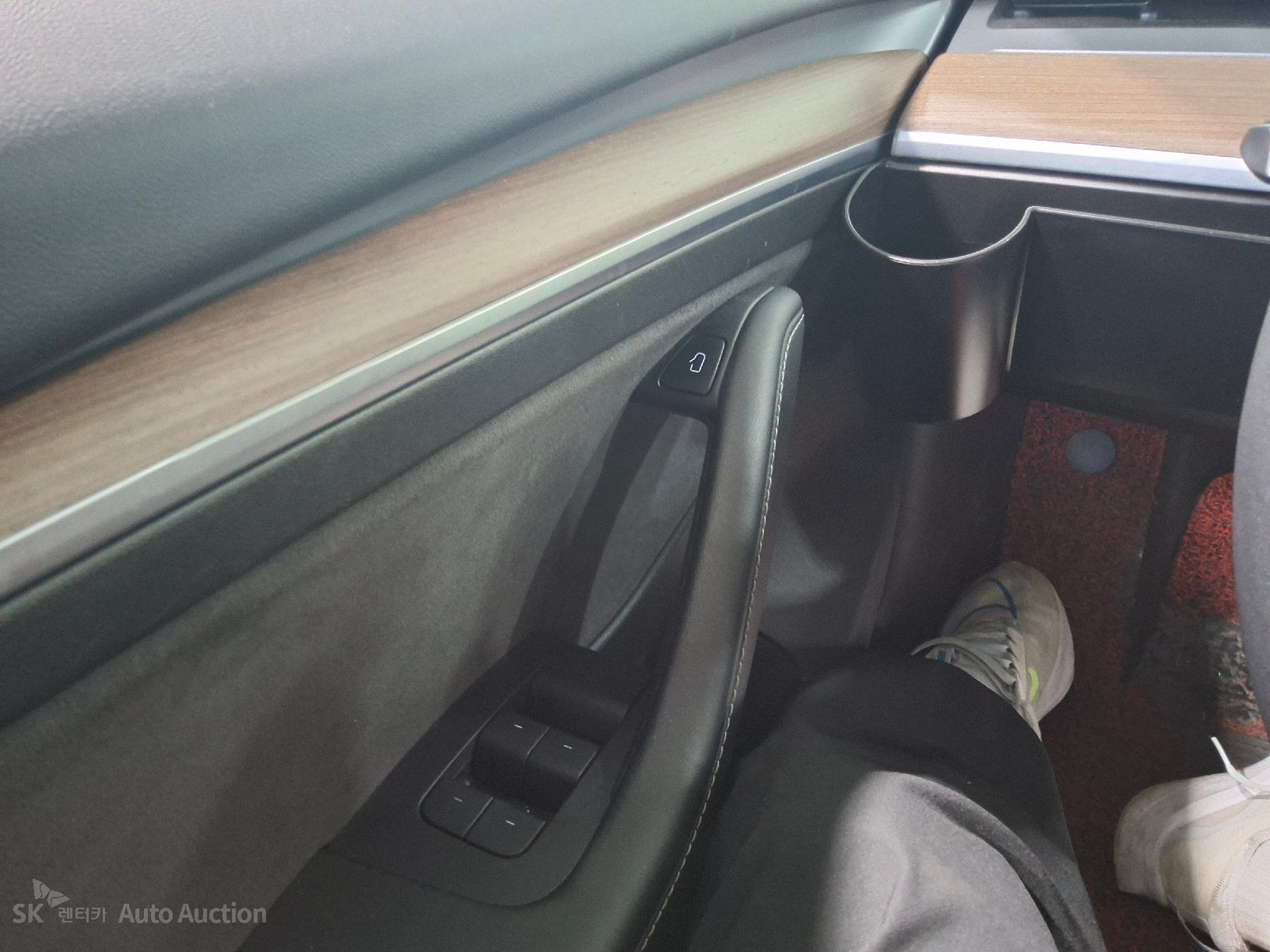 2021 - tesla model 3