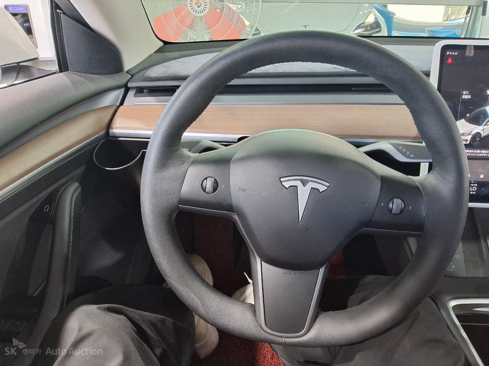 2021 - tesla model 3