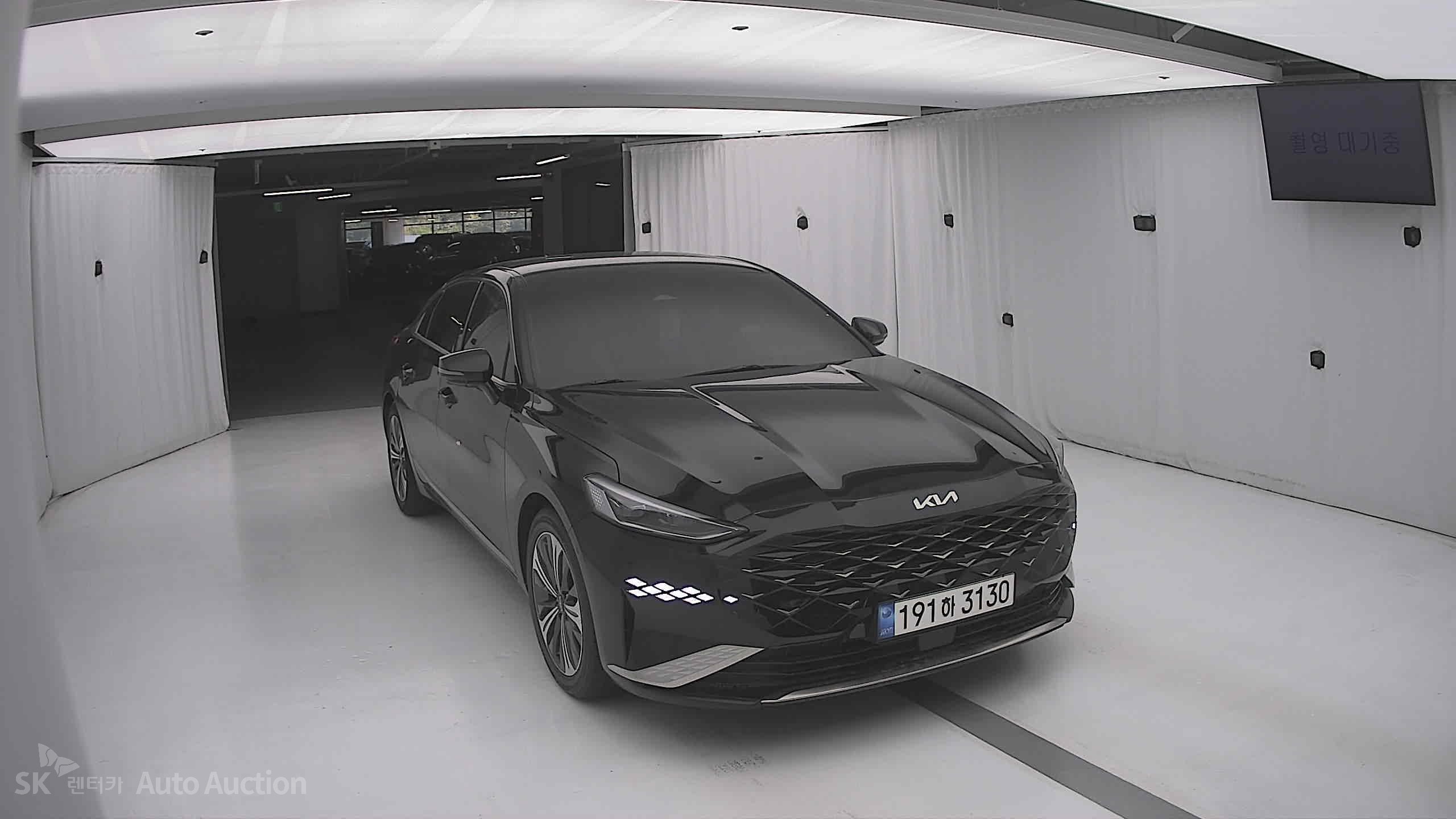 2023 - kia k8