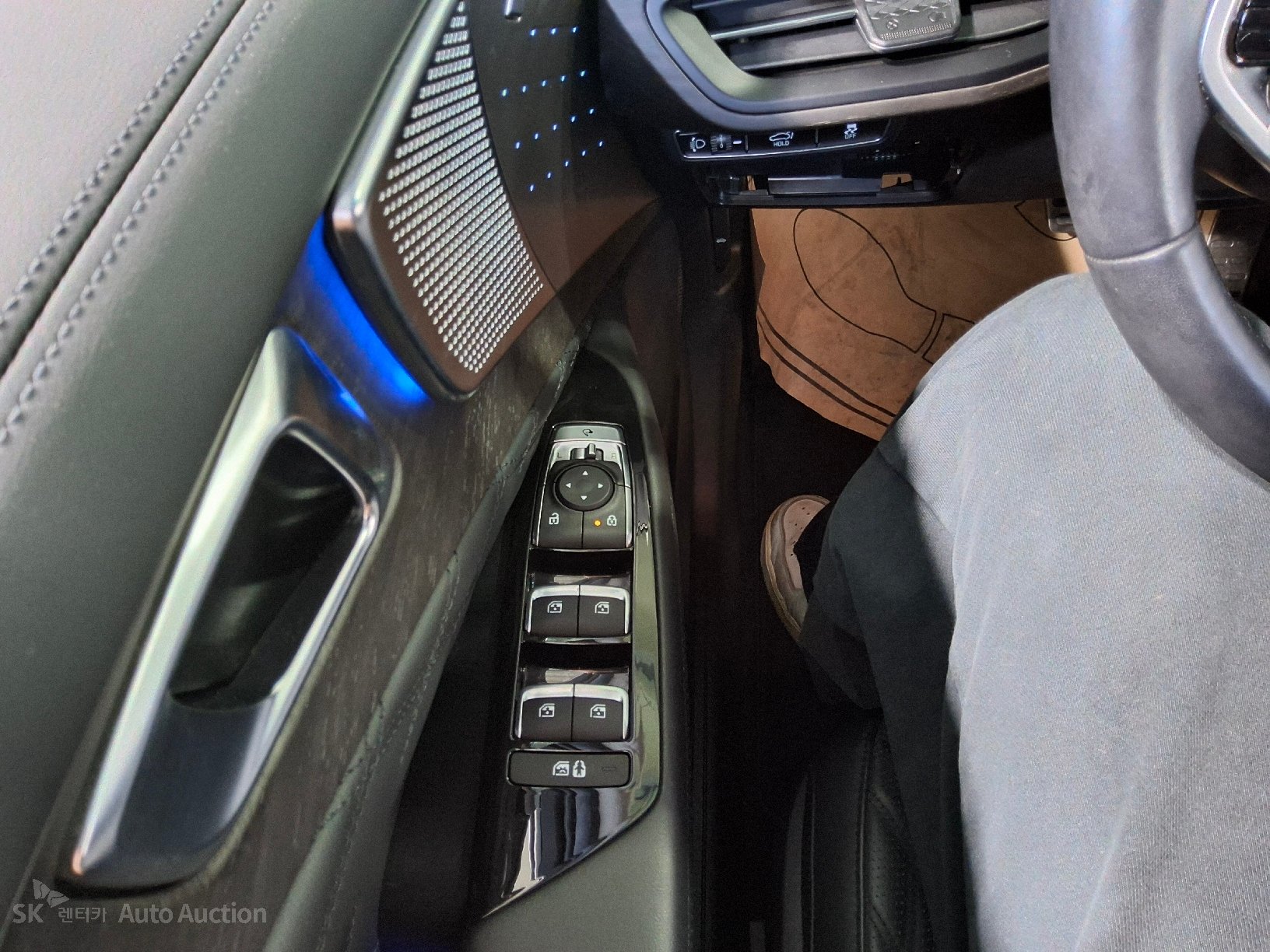 2023 - kia k8