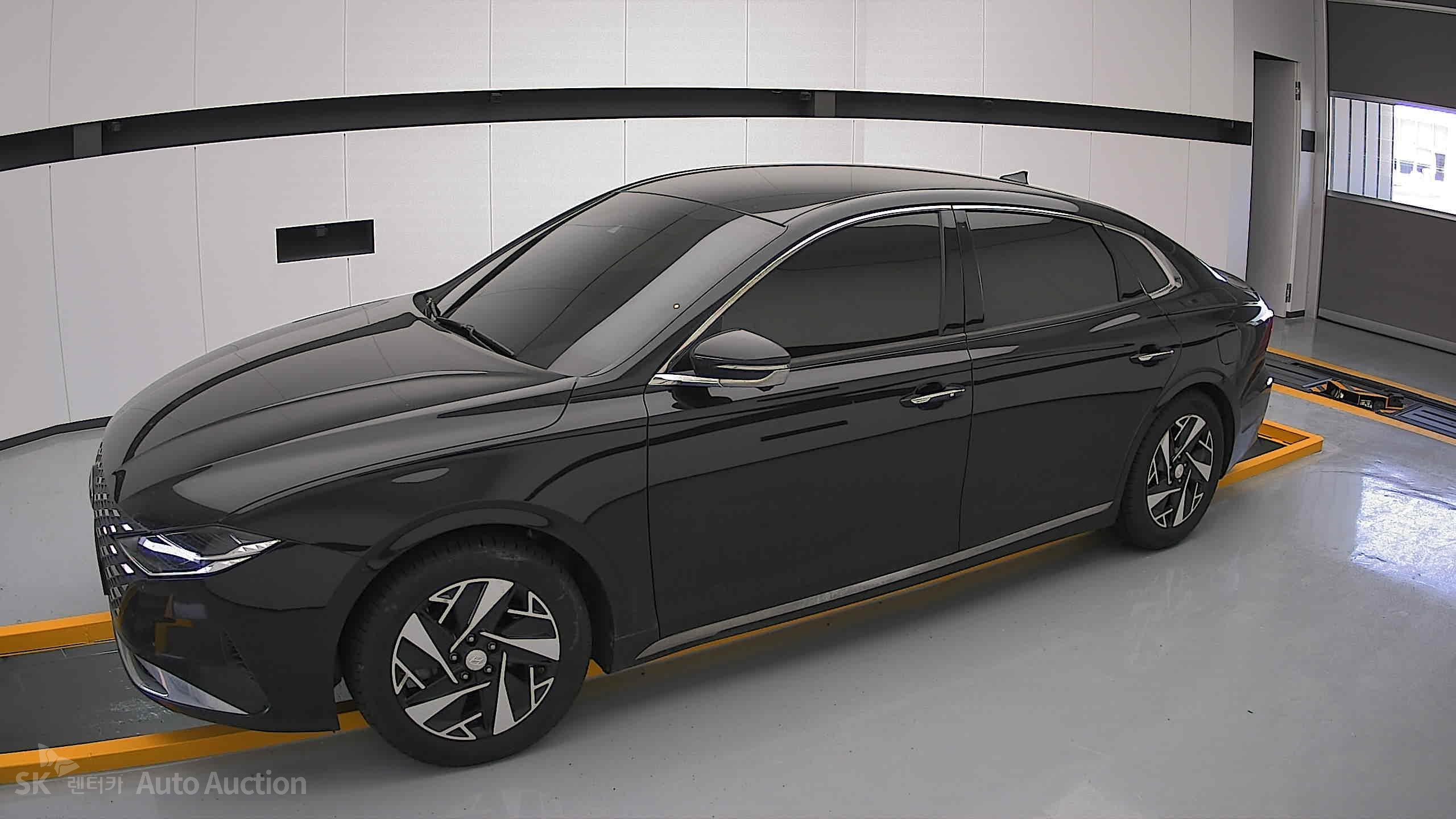 2022 - hyundai grandeur