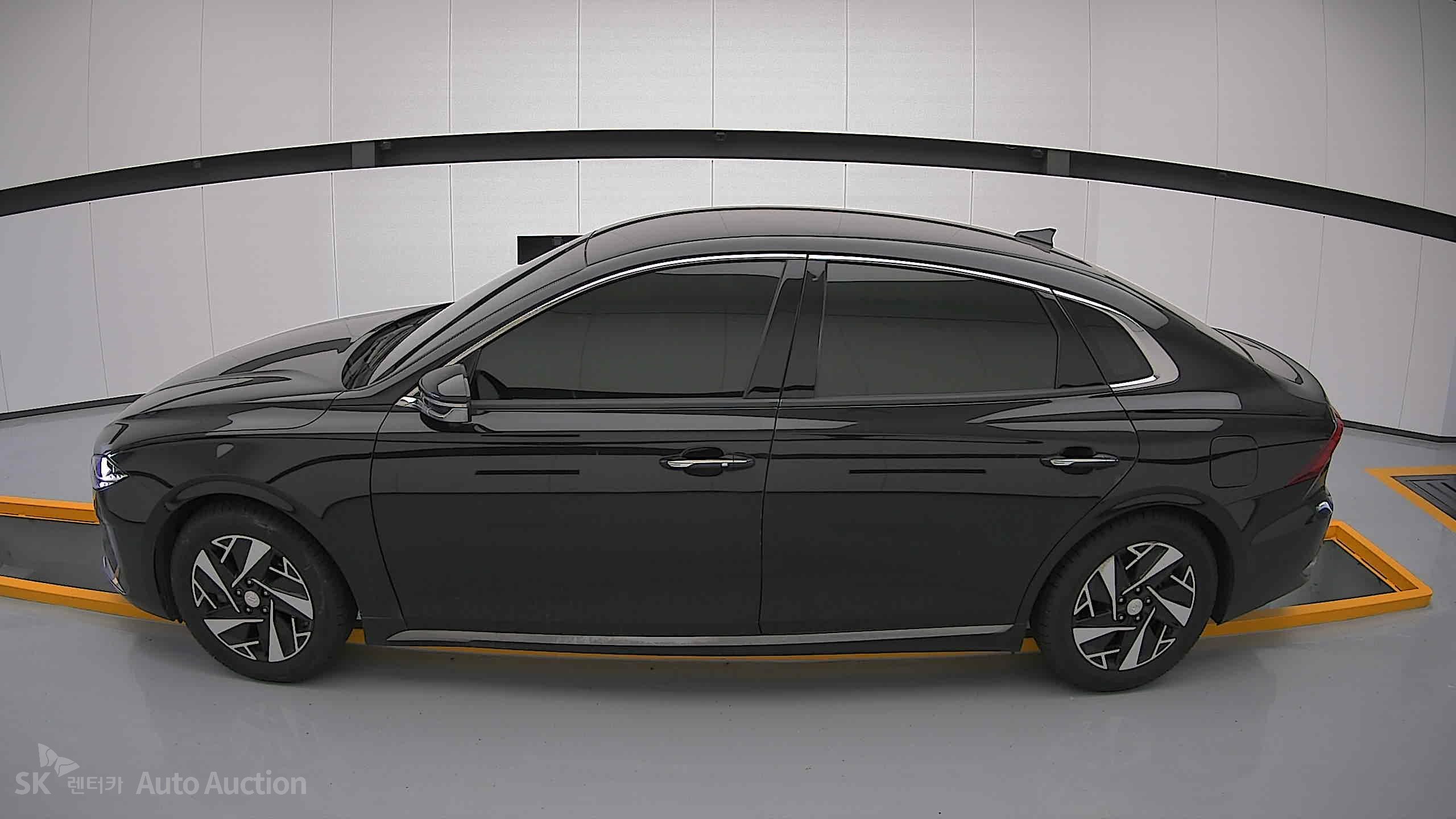 2022 - hyundai grandeur