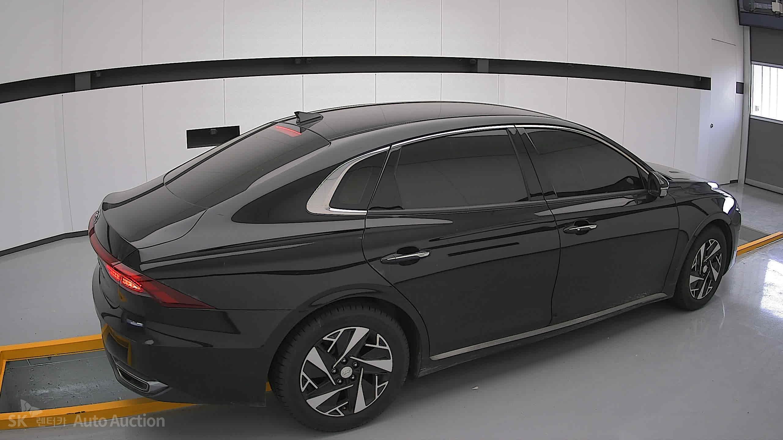 2022 - hyundai grandeur