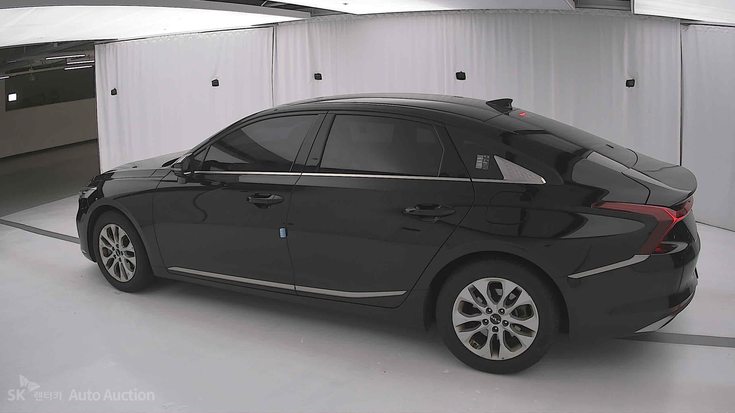 2023 - kia k8