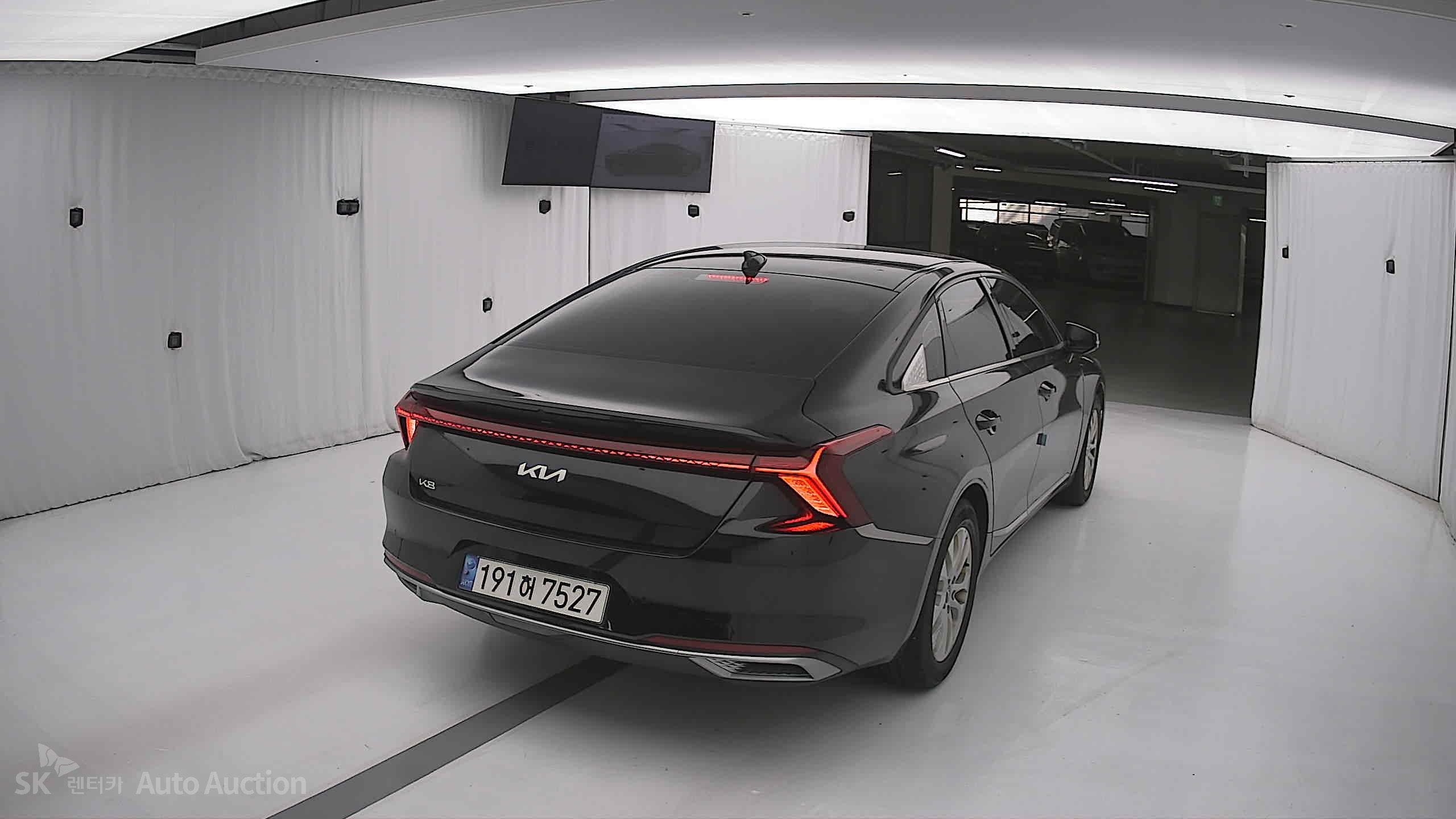 2023 - kia k8