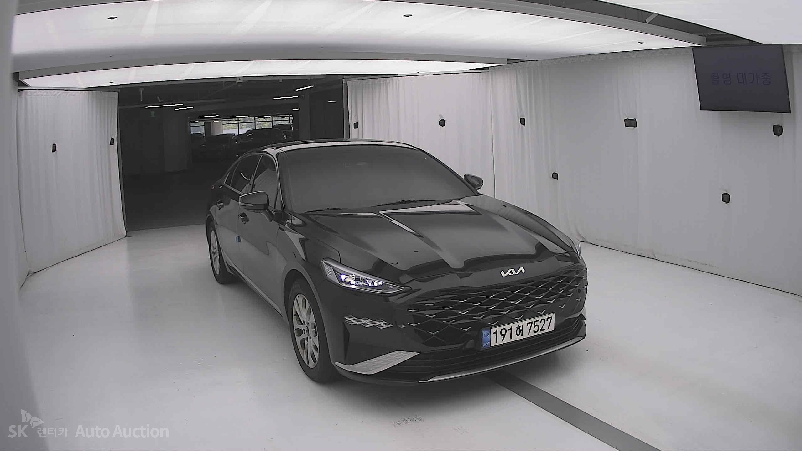 2023 - kia k8
