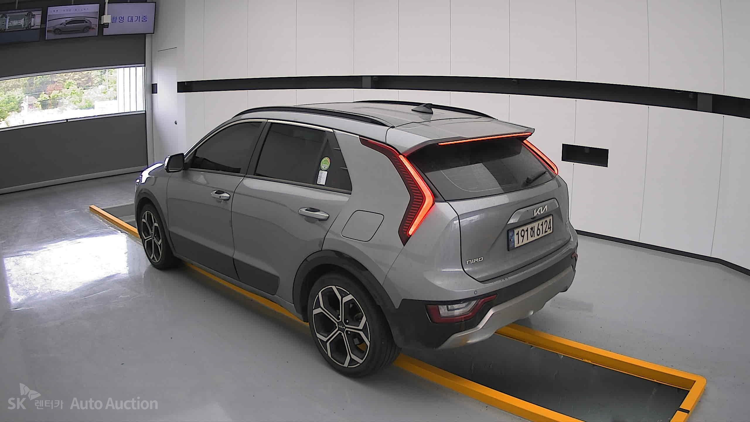 2022 - kia all-new niro