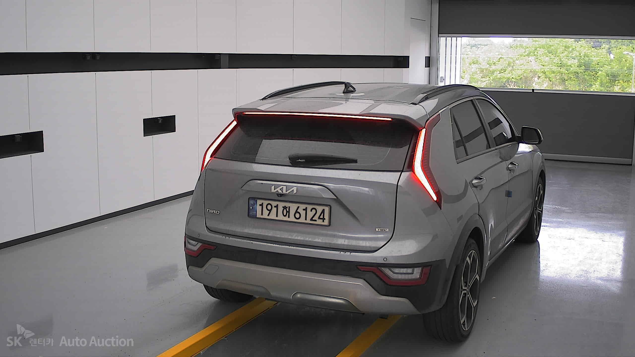 2022 - kia all-new niro