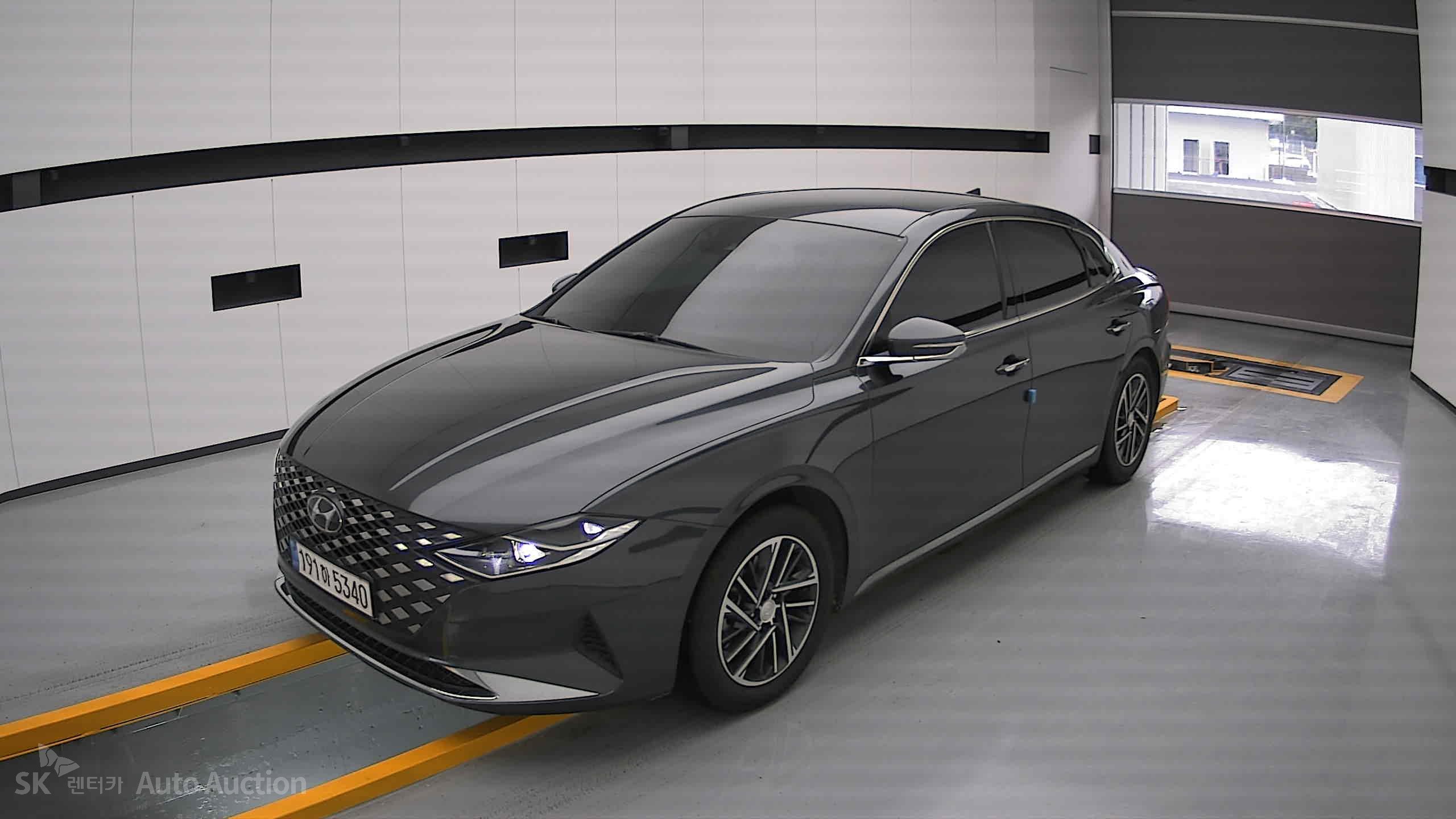 2022 - hyundai grandeur