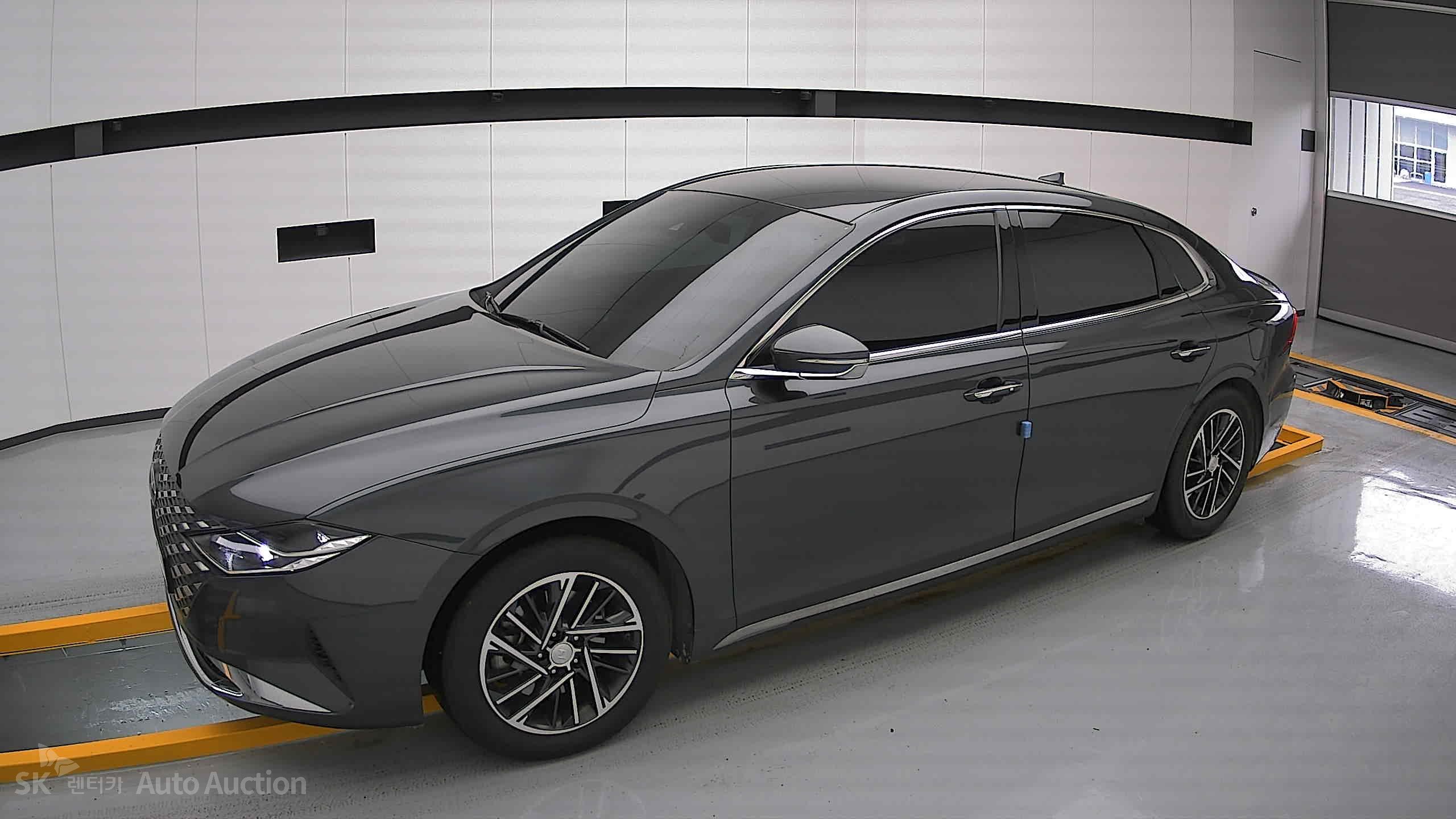 2022 - hyundai grandeur
