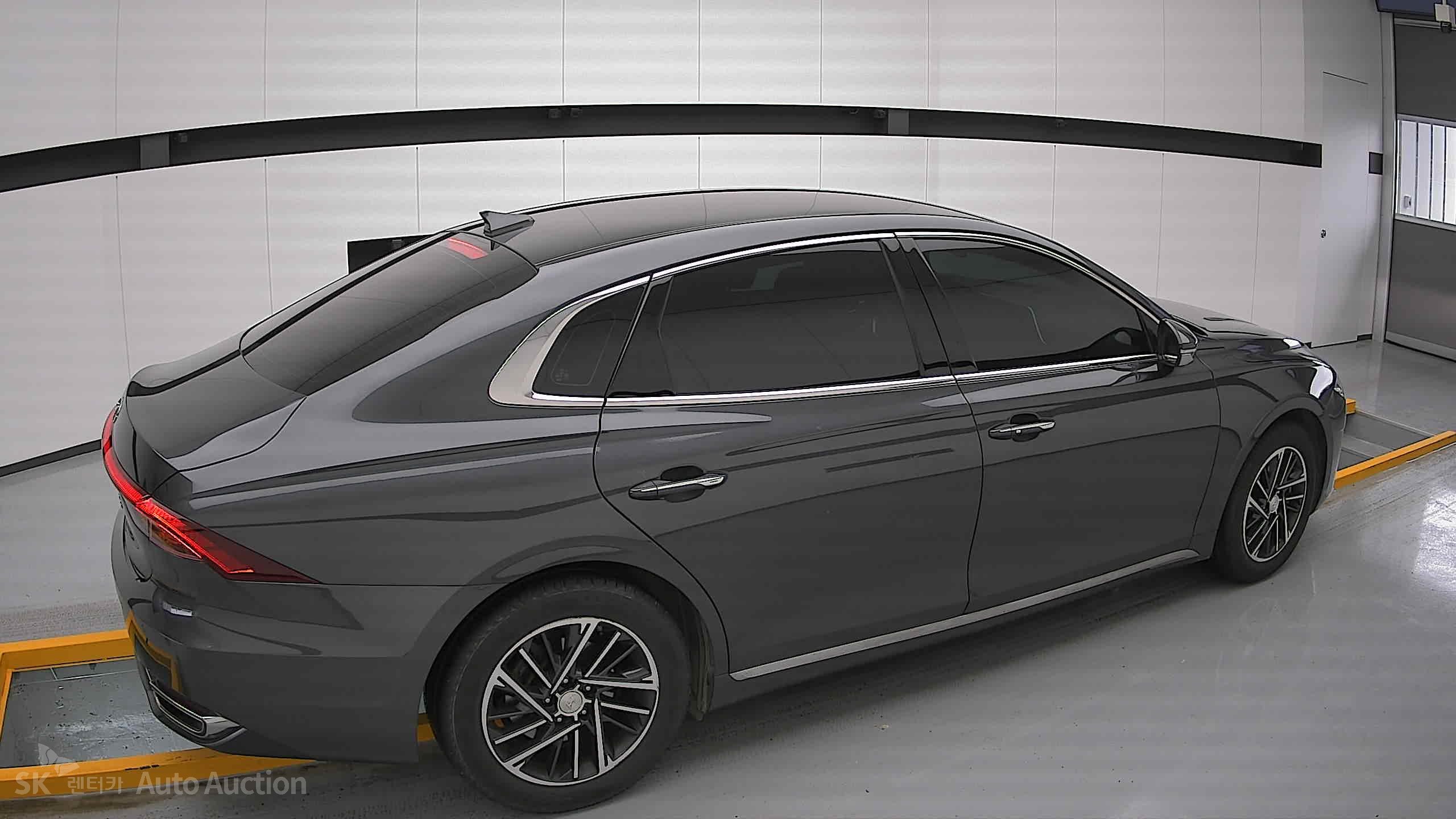 2022 - hyundai grandeur