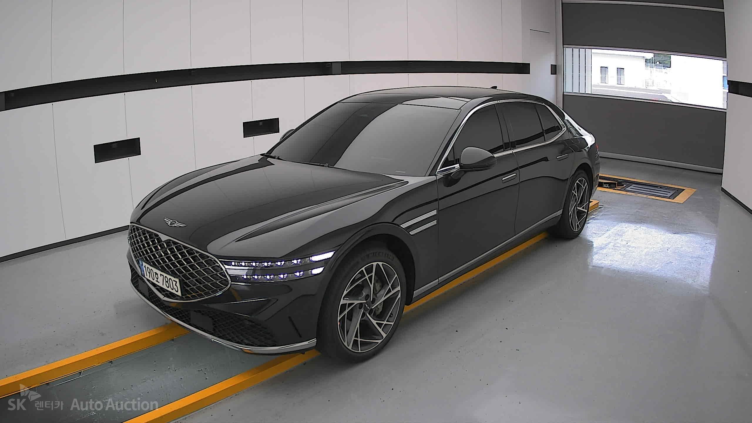 2022 - genesis g90