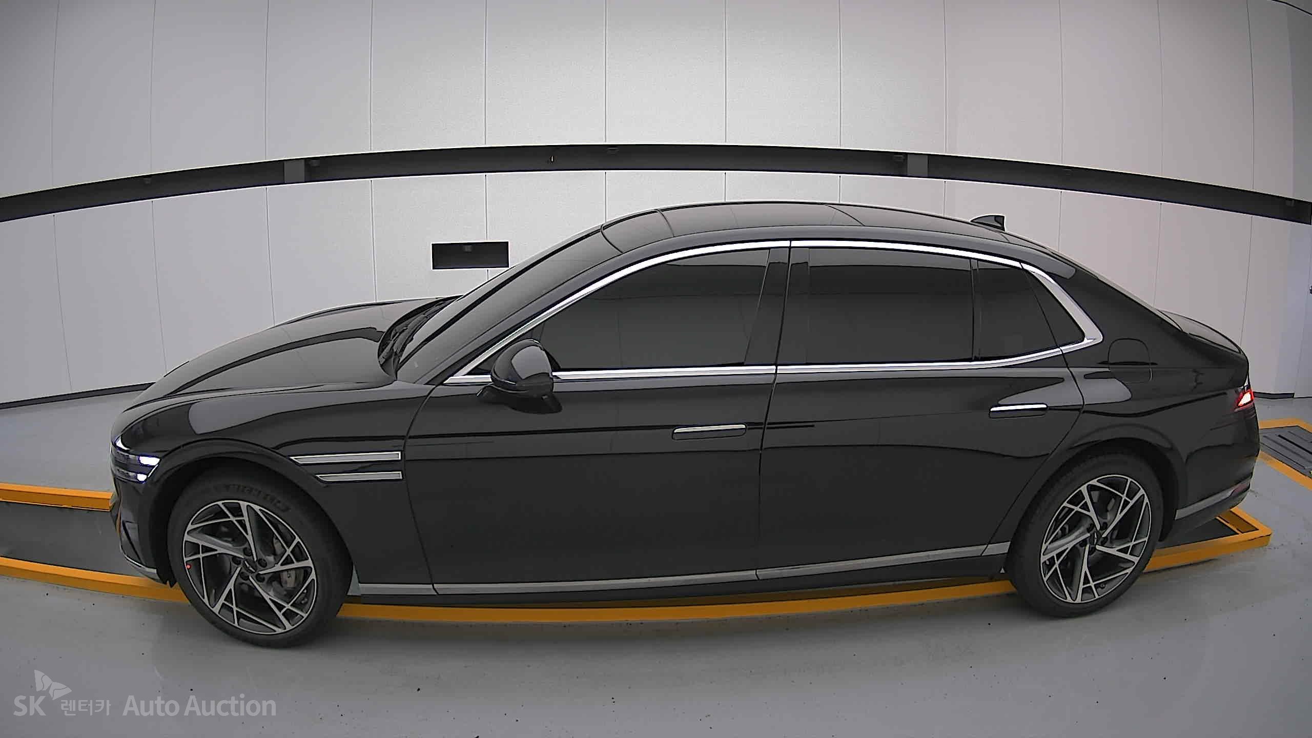 2022 - genesis g90