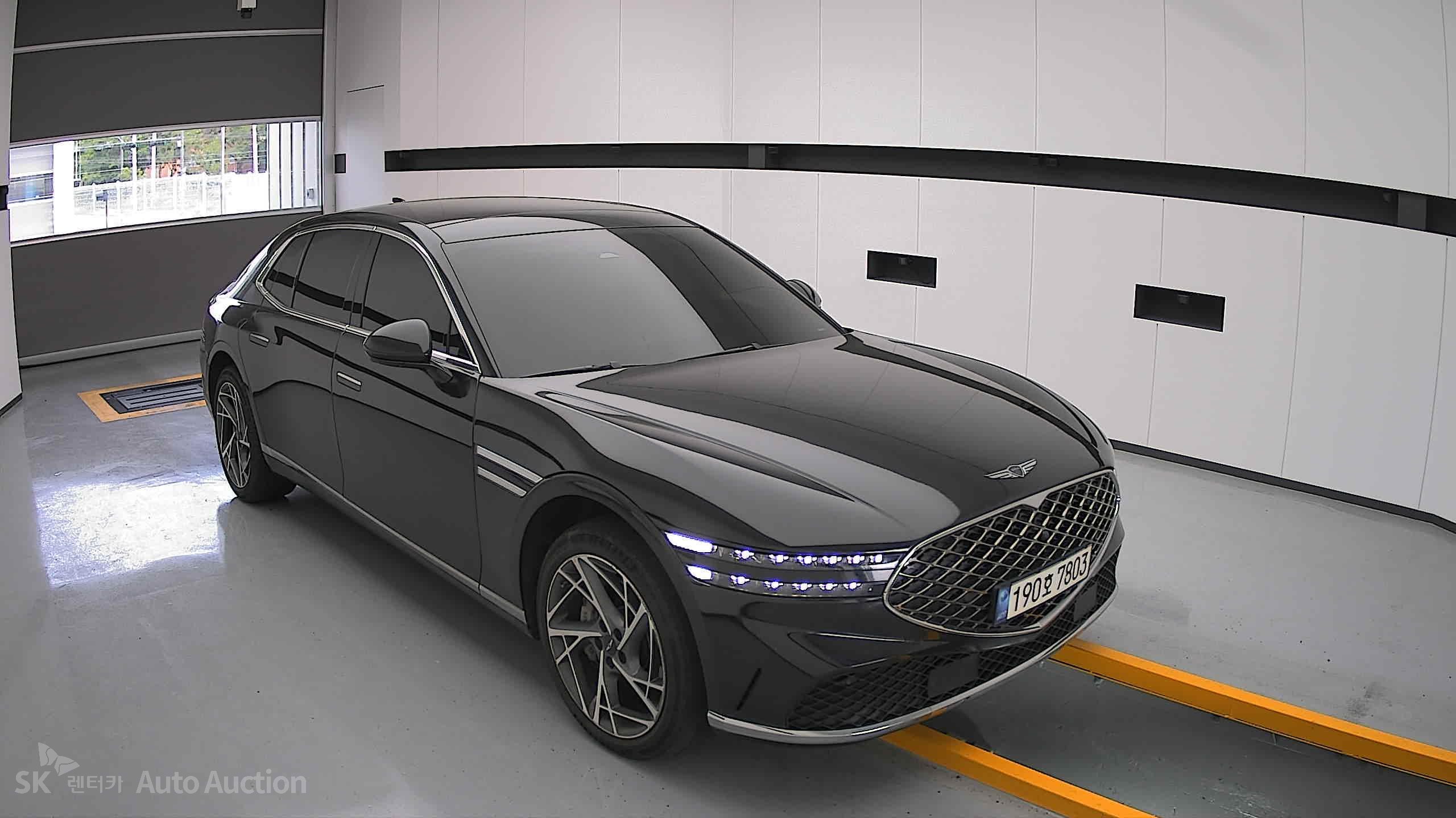 2022 - genesis g90