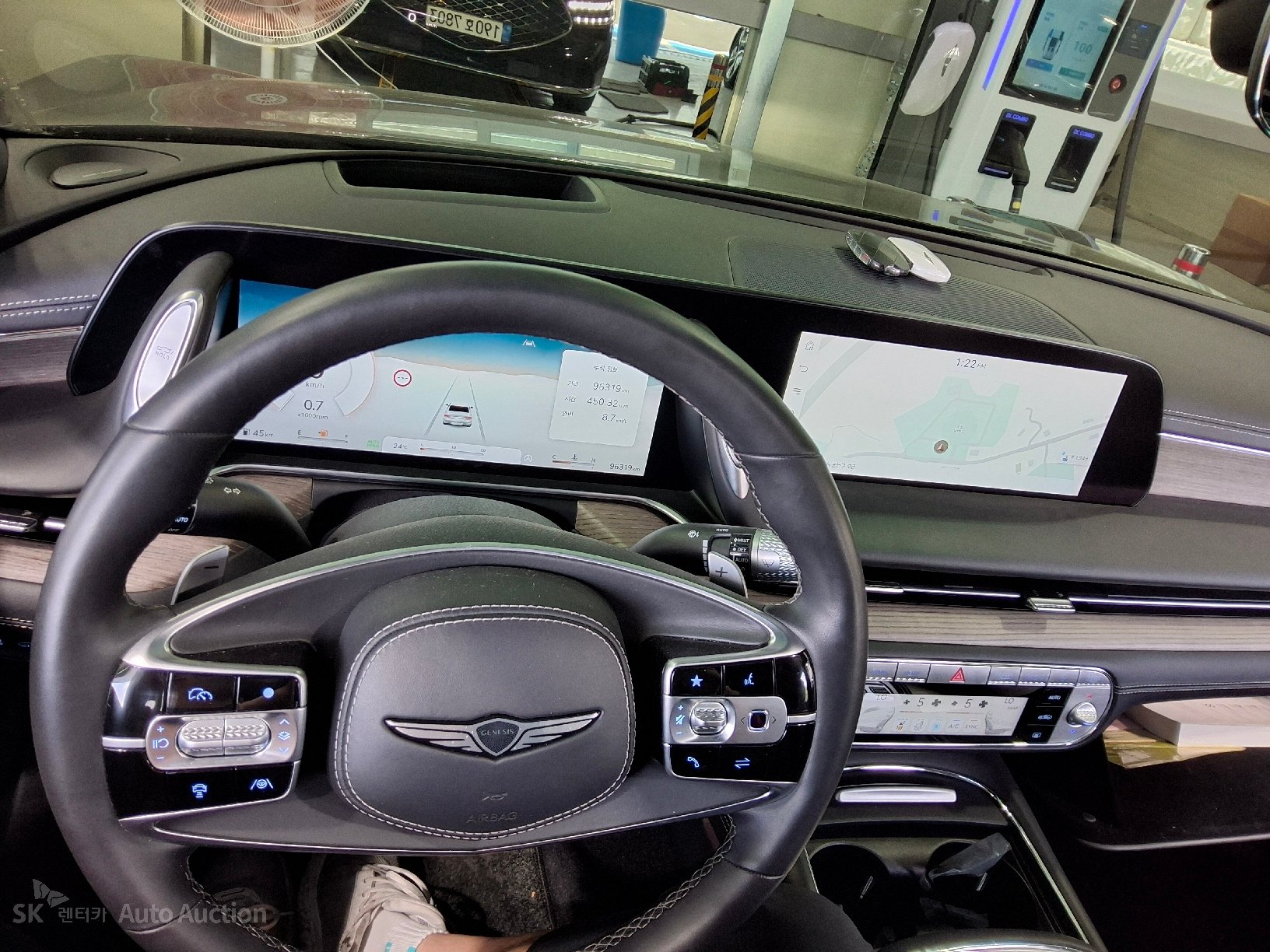 2022 - genesis g90