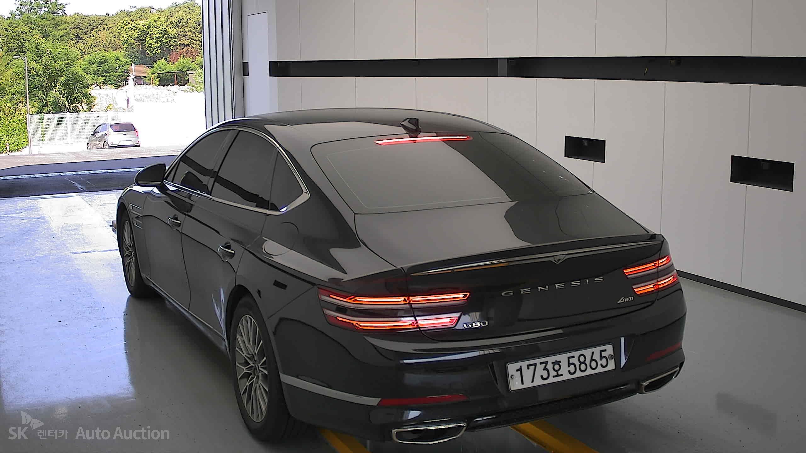 2021 - genesis g80