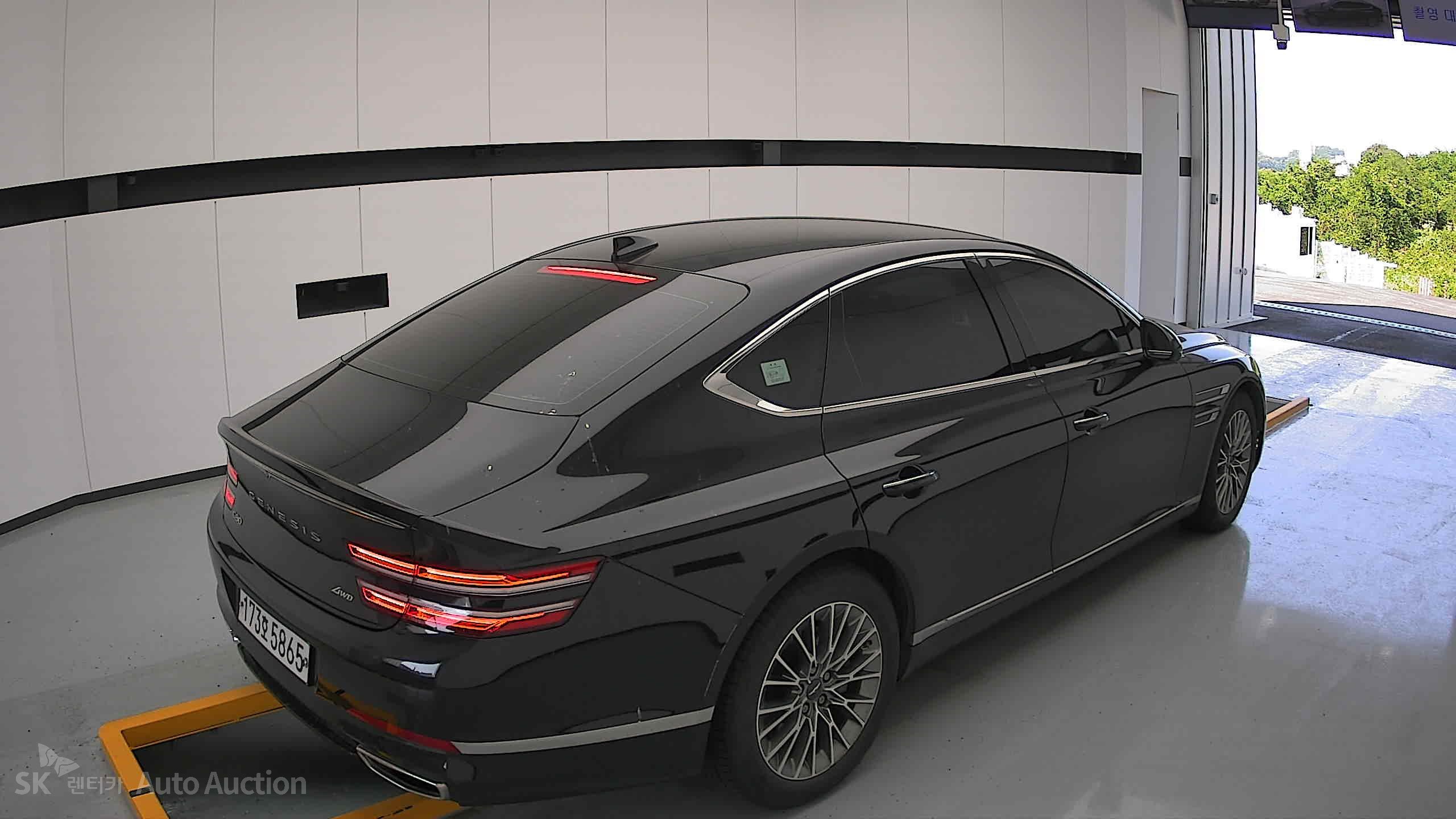 2021 - genesis g80