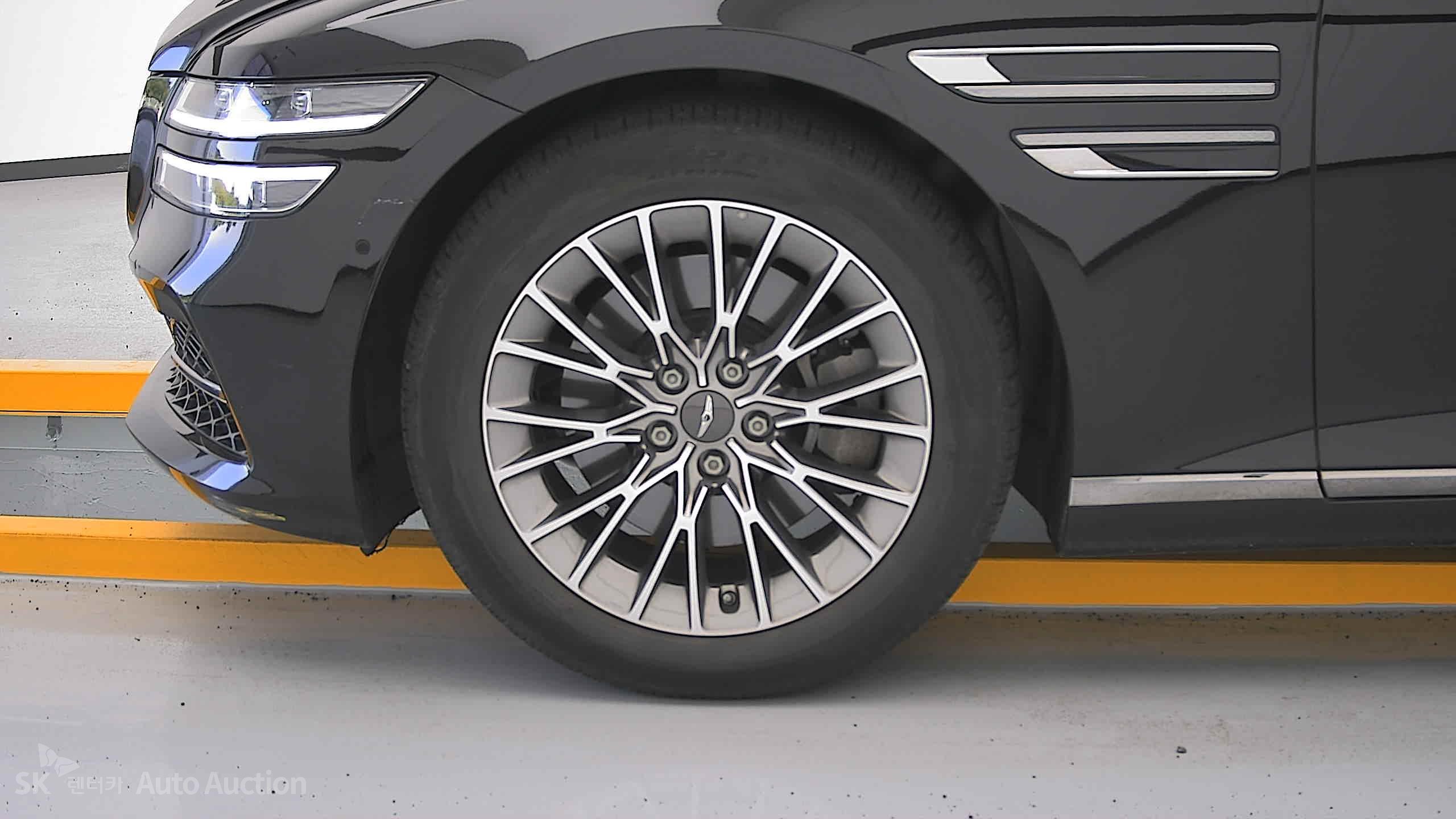 2021 - genesis g80