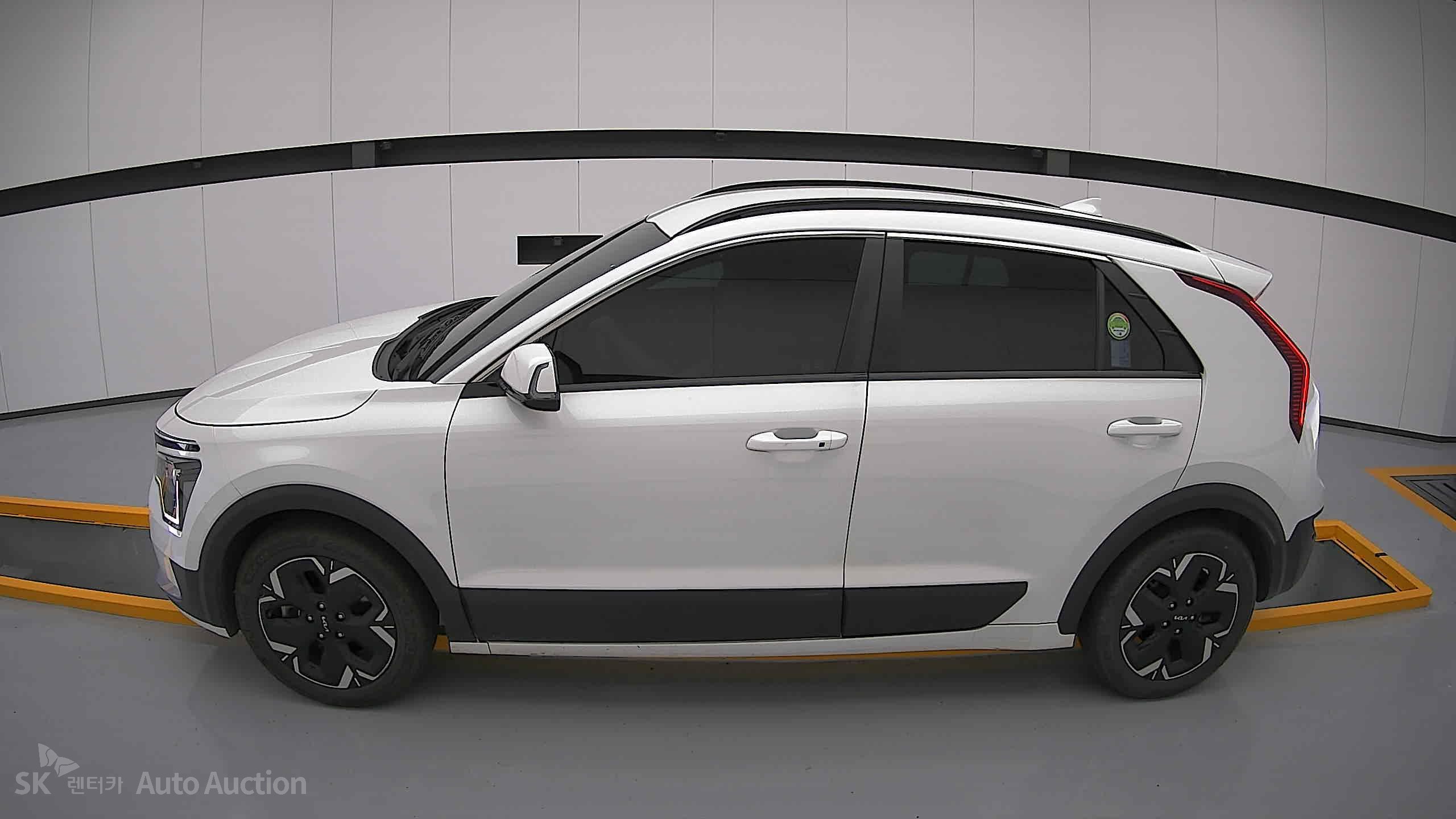 2023 - kia niro ev