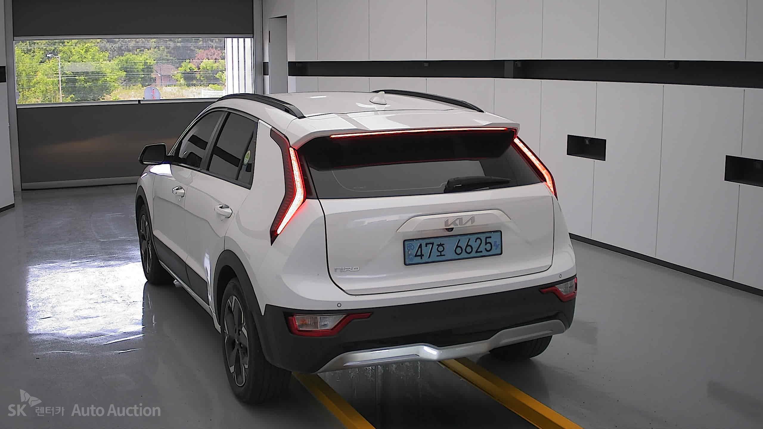 2023 - kia niro ev
