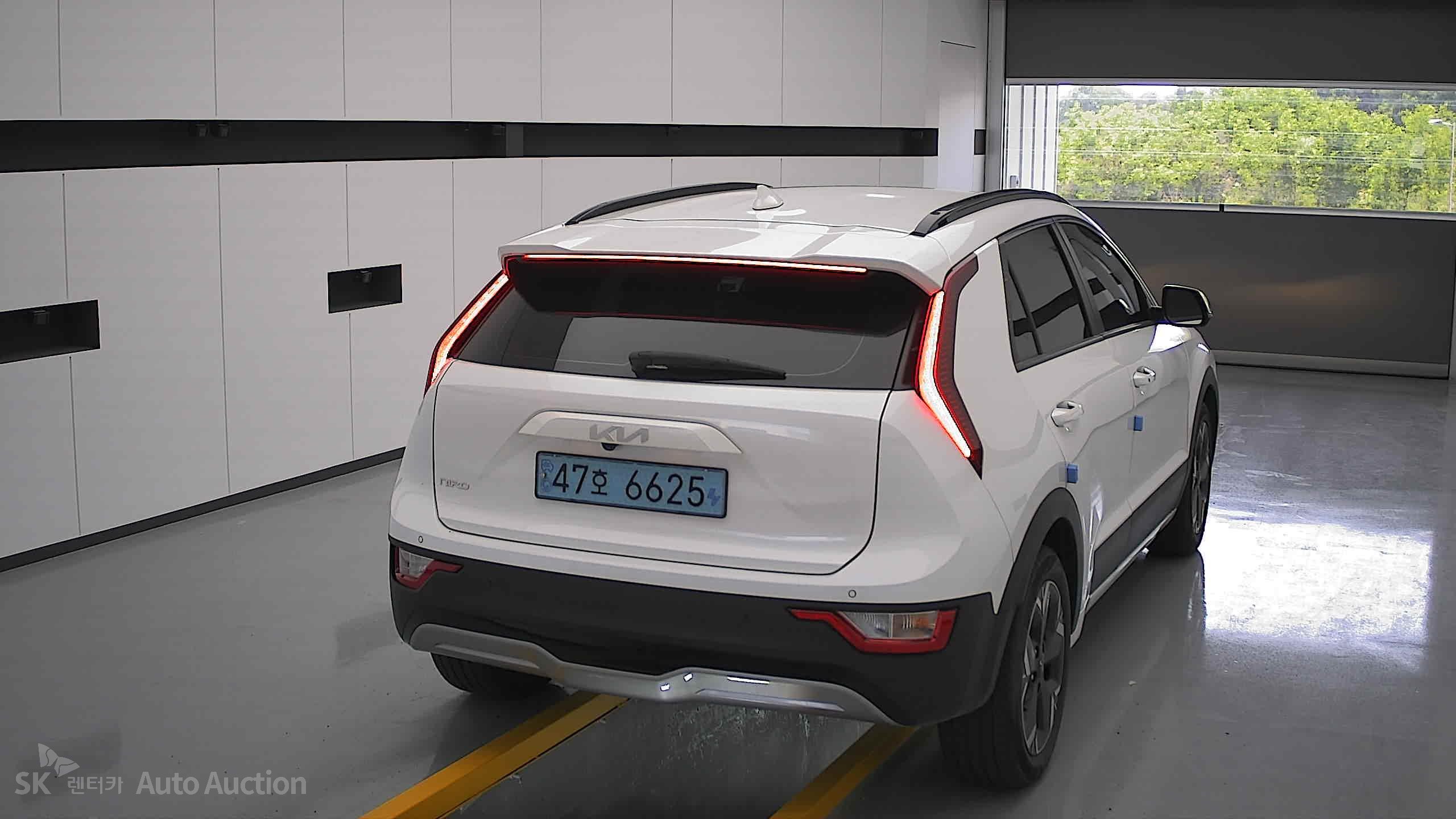 2023 - kia niro ev