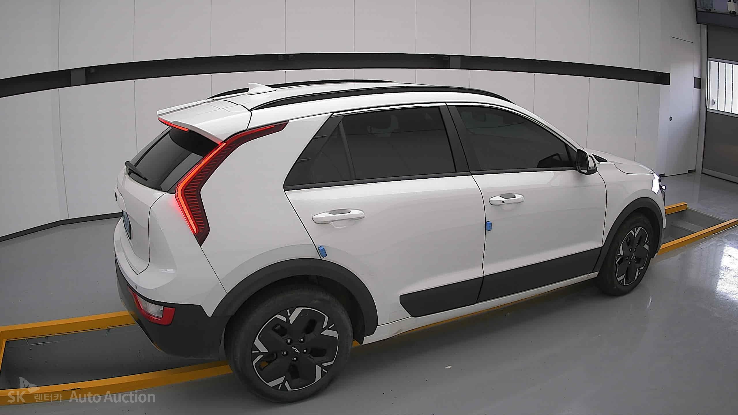 2023 - kia niro ev