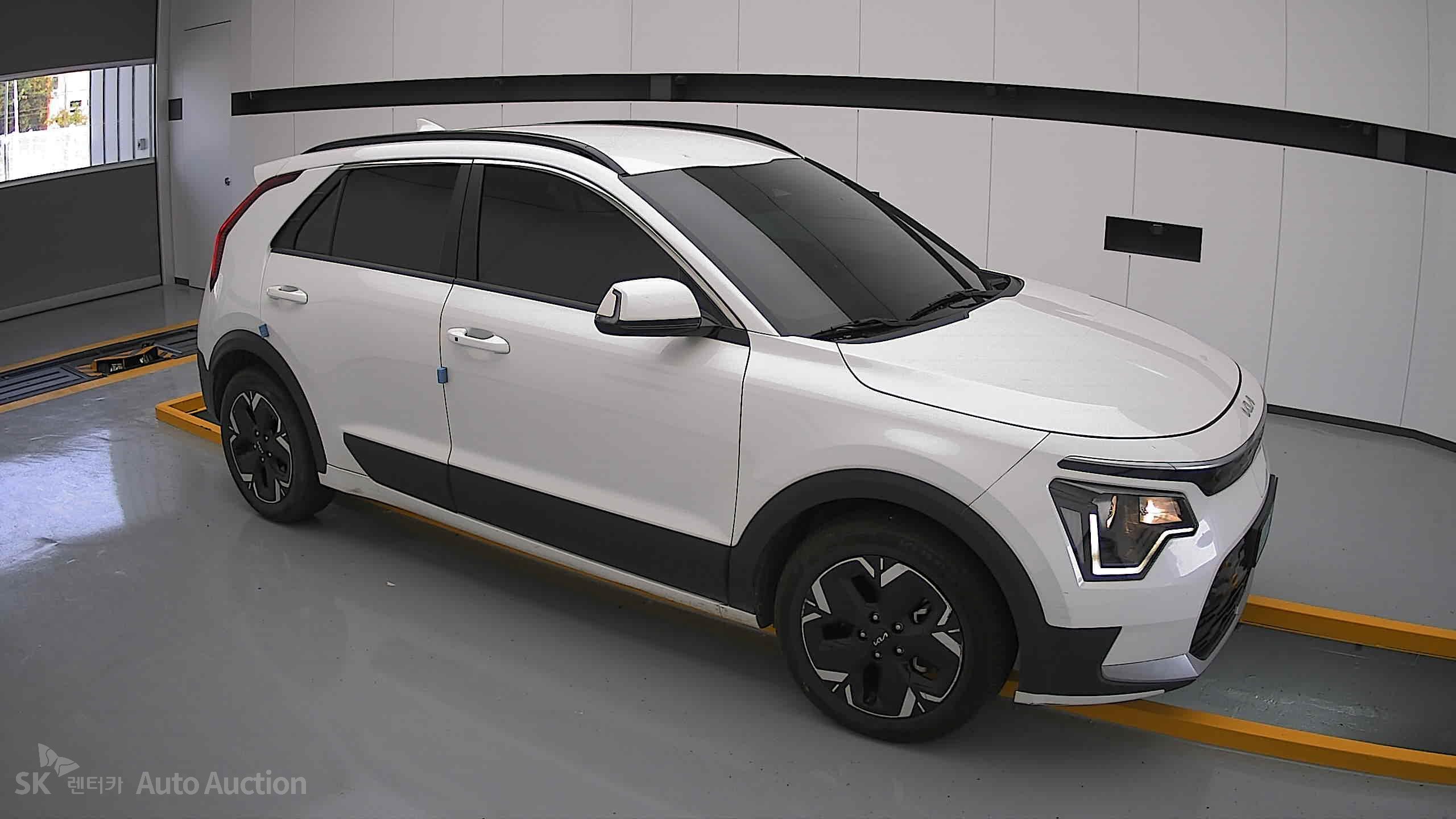 2023 - kia niro ev