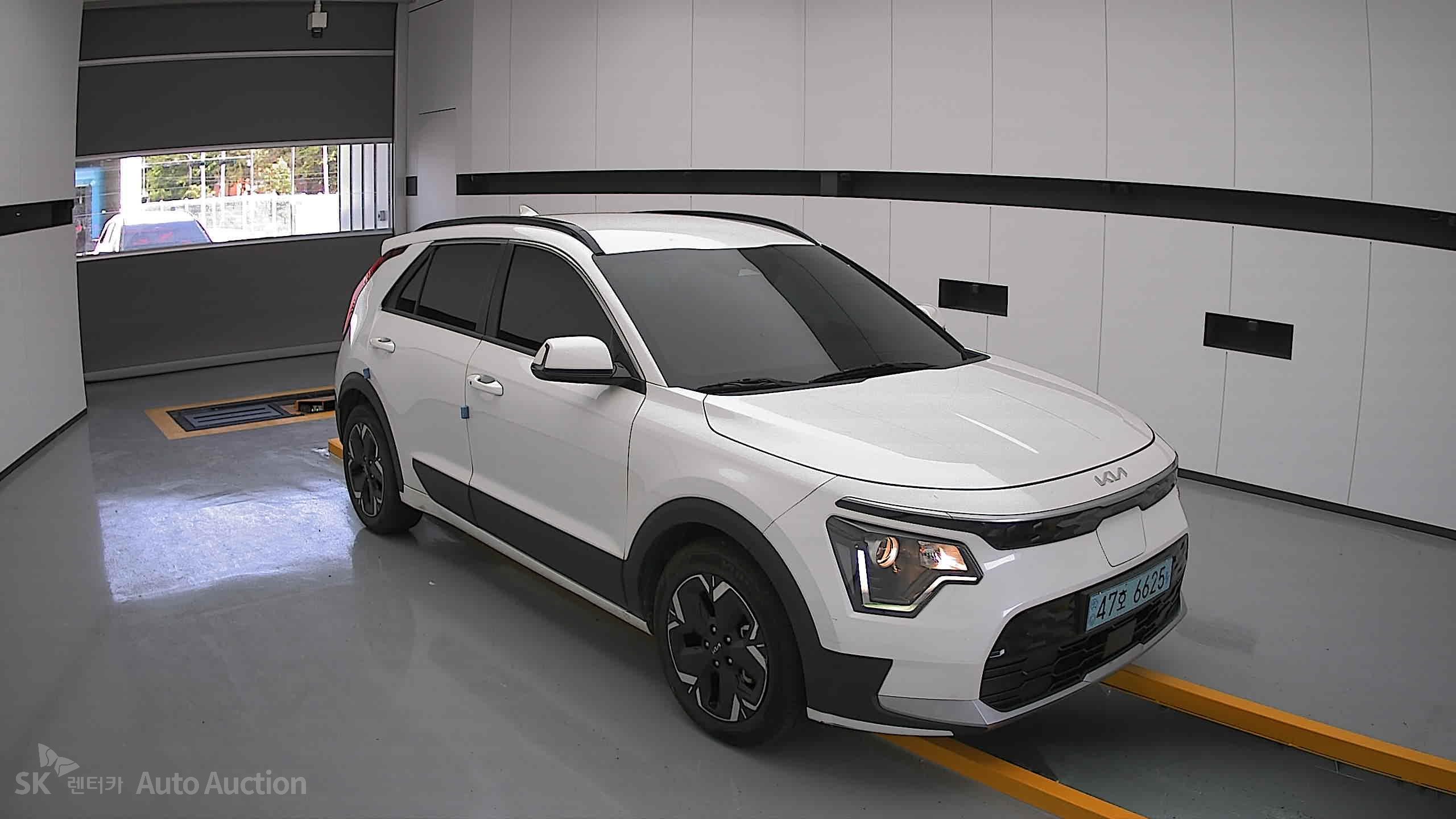 2023 - kia niro ev