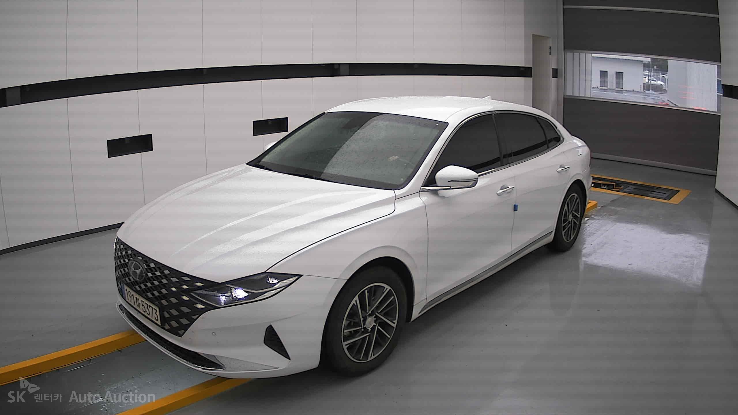 2022 - hyundai grandeur