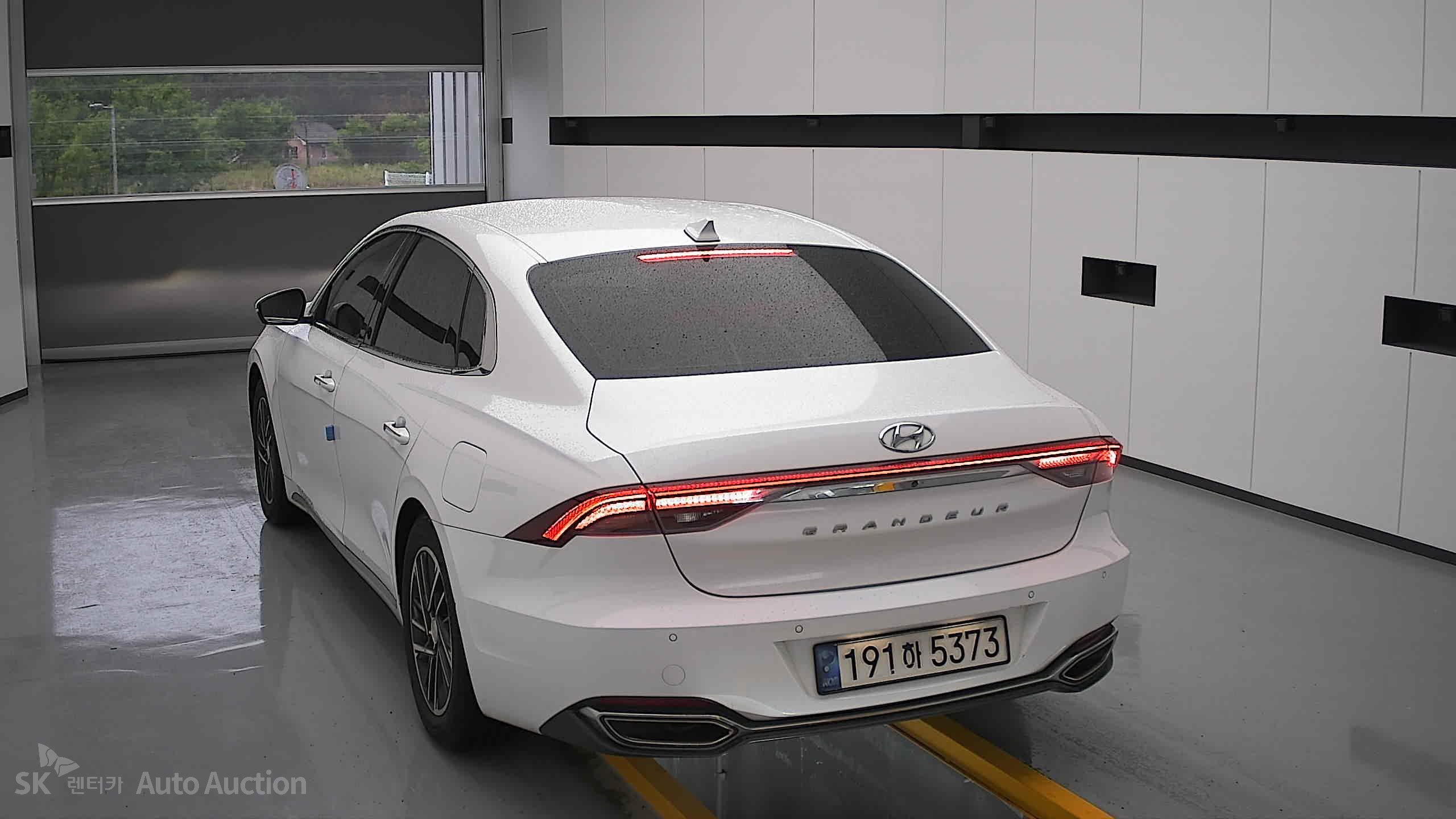 2022 - hyundai grandeur
