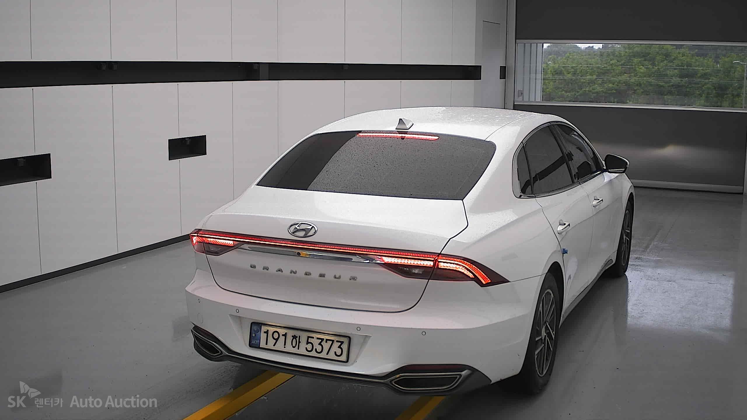 2022 - hyundai grandeur
