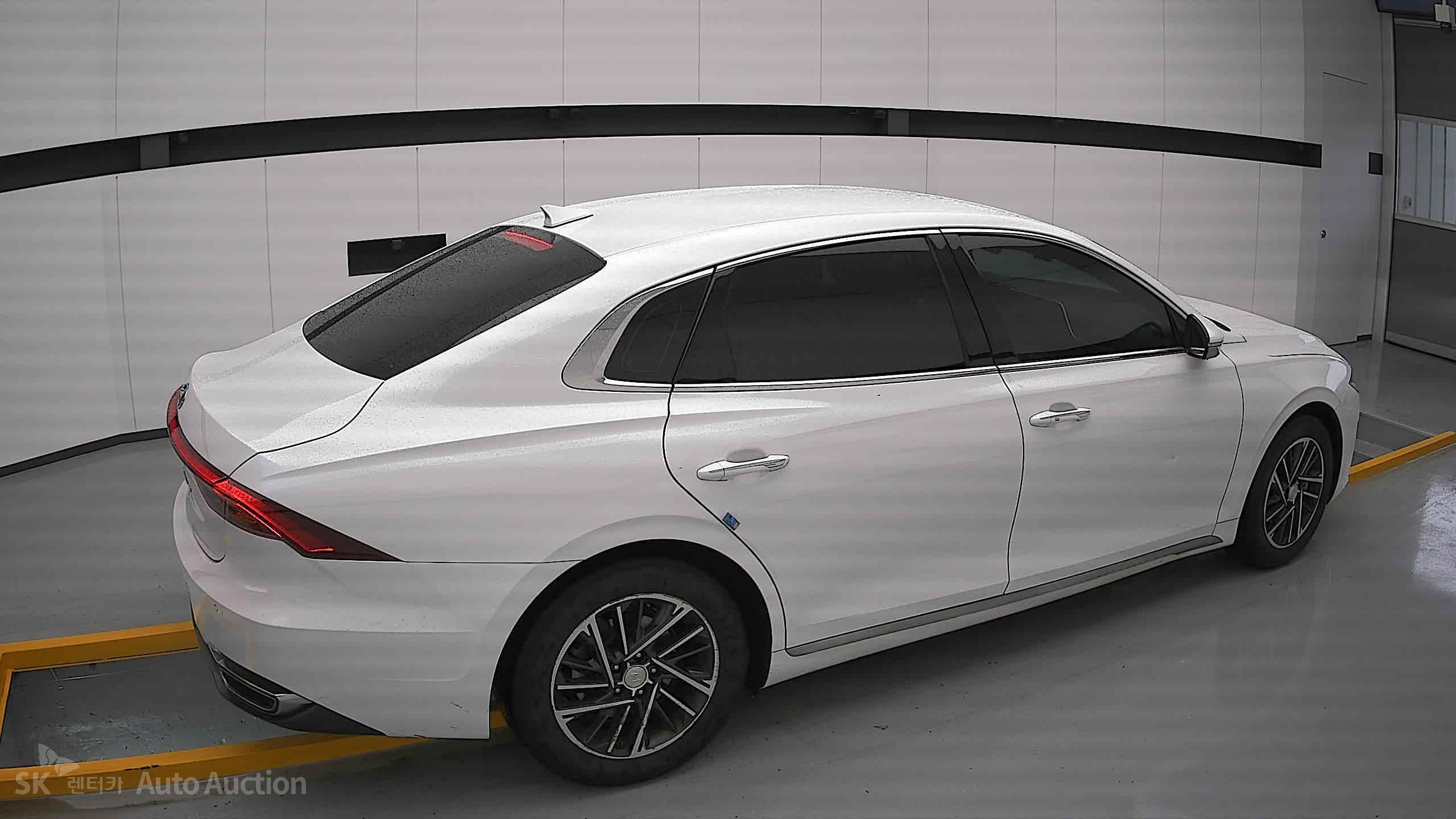 2022 - hyundai grandeur
