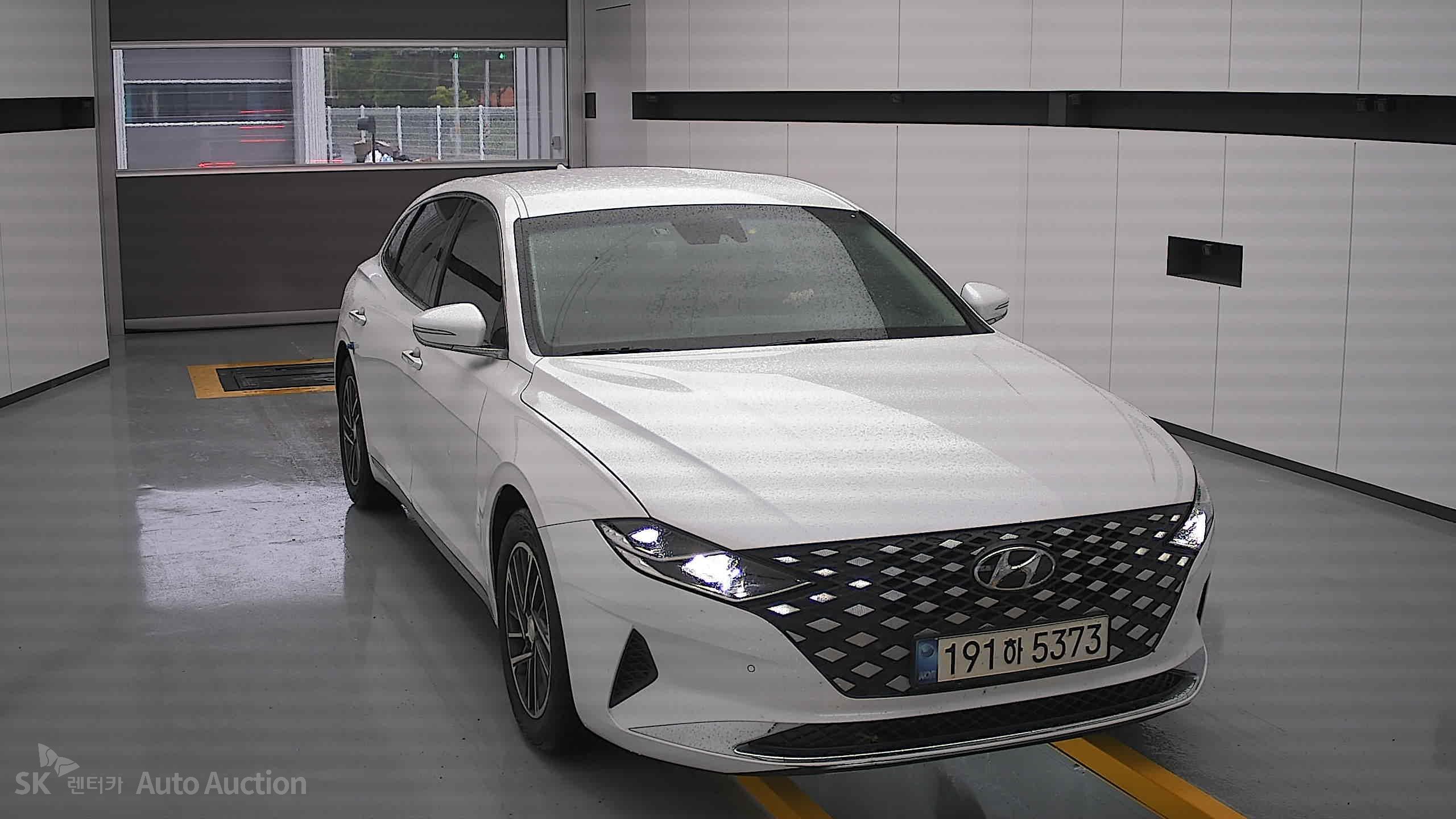 2022 - hyundai grandeur
