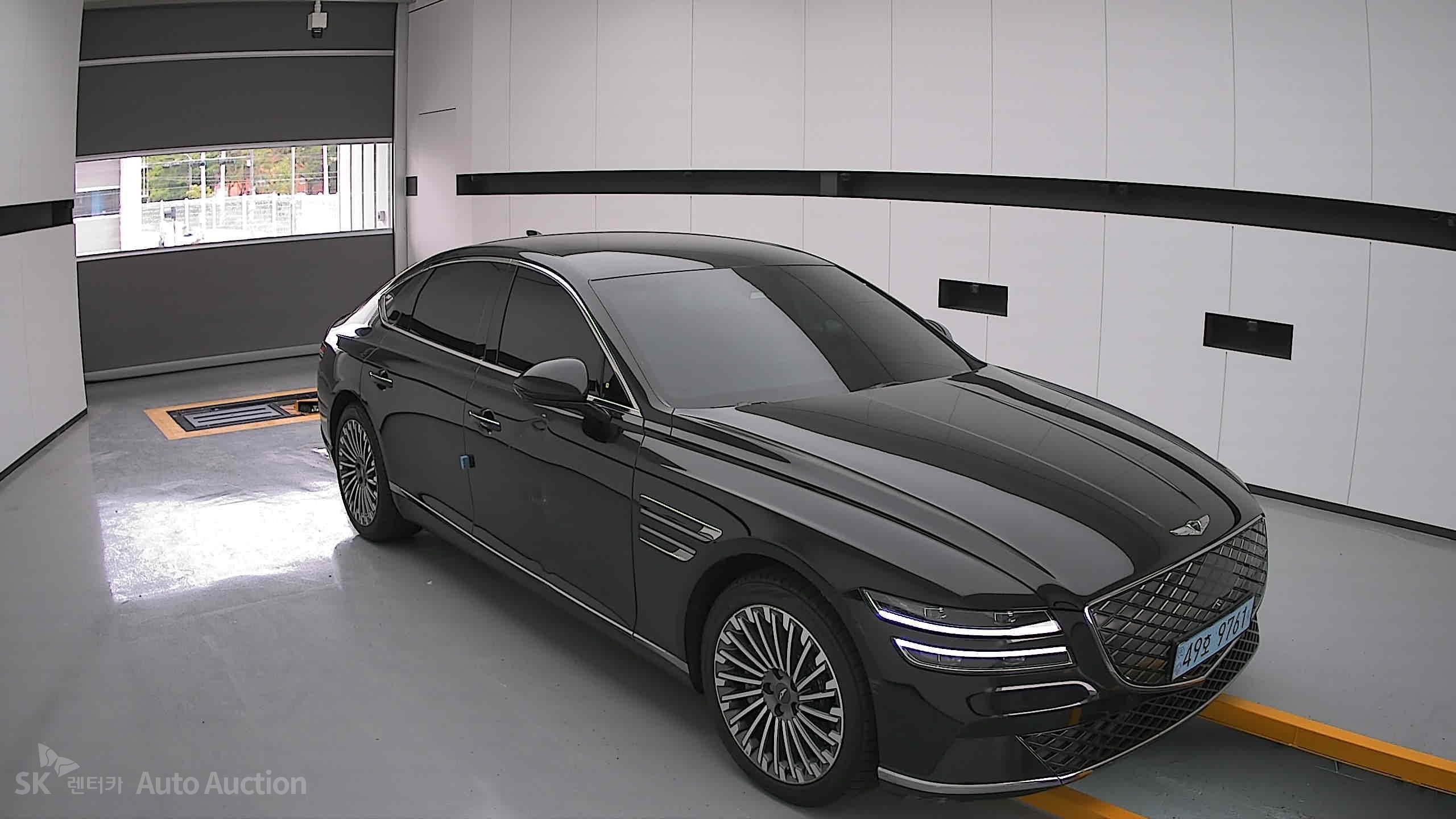 2022 - genesis eg80