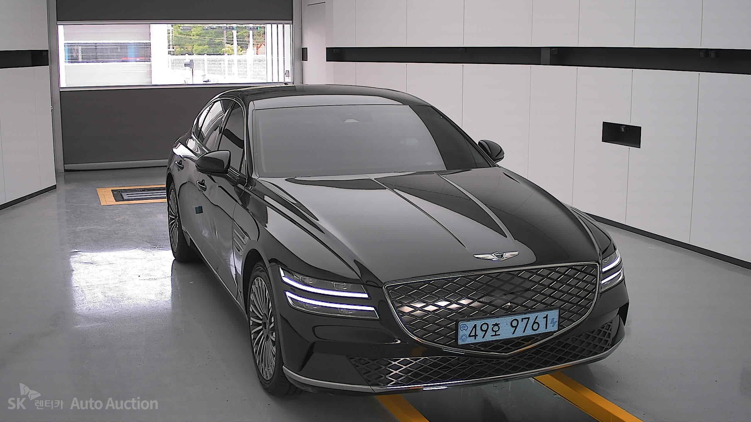 2022 - genesis eg80