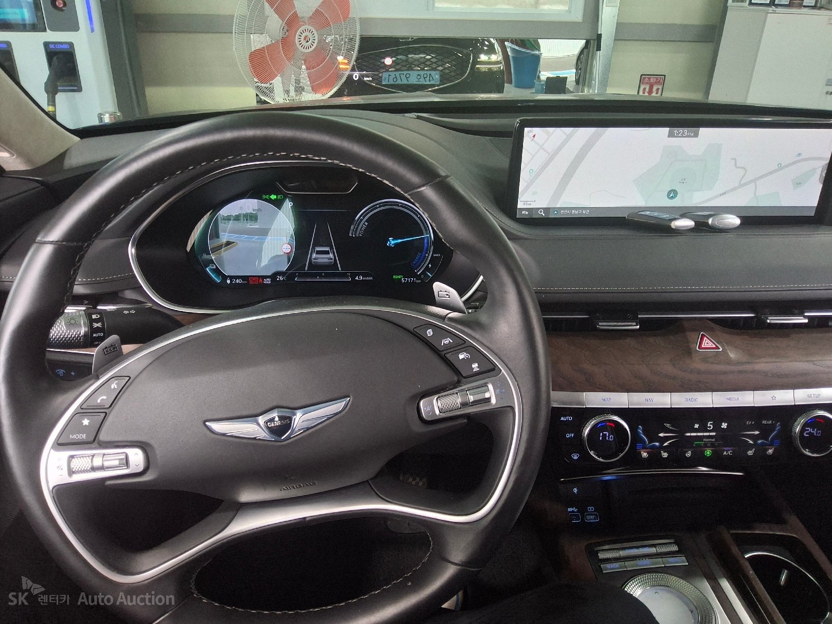2022 - genesis eg80