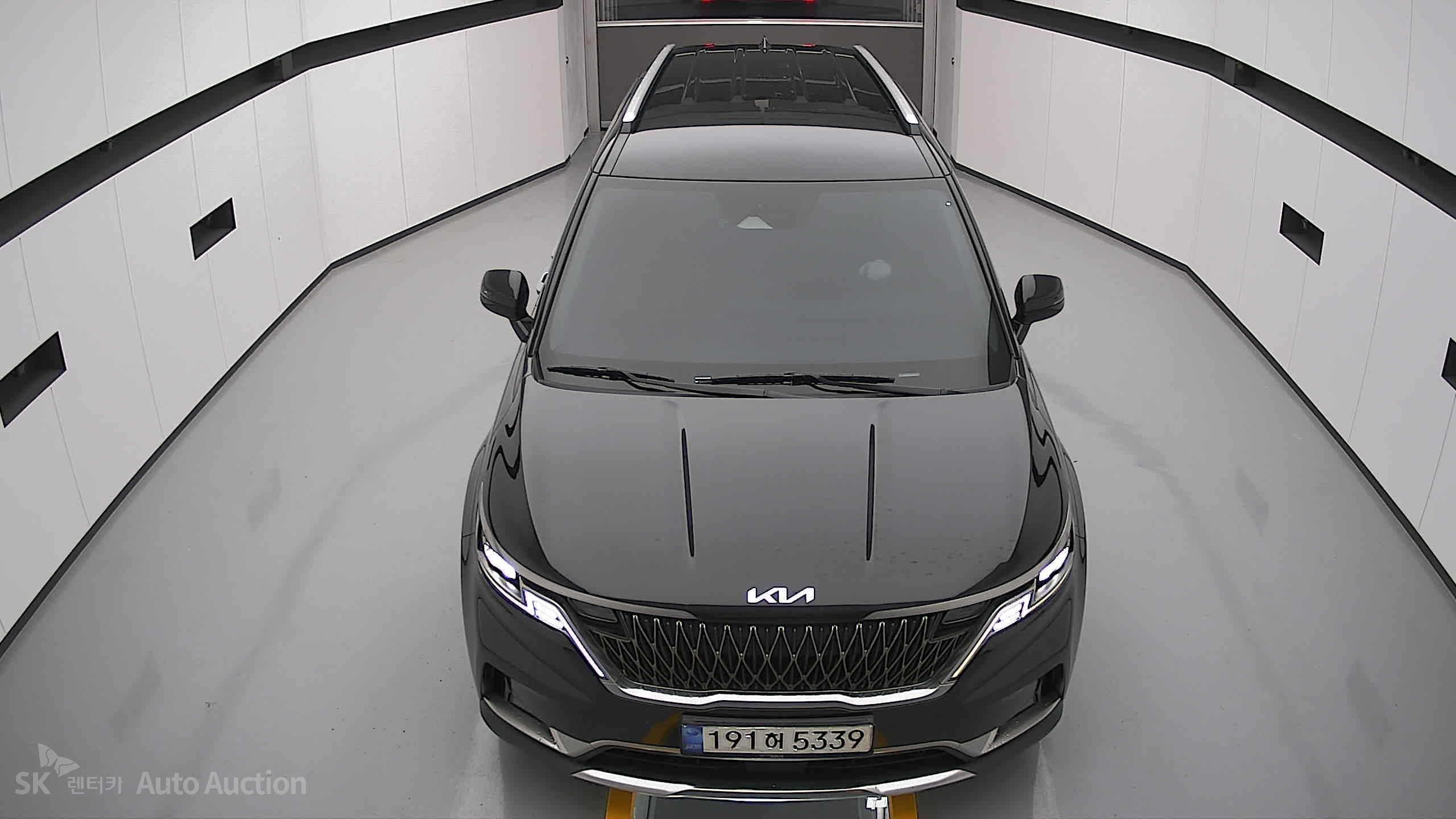 2023 - kia carnival