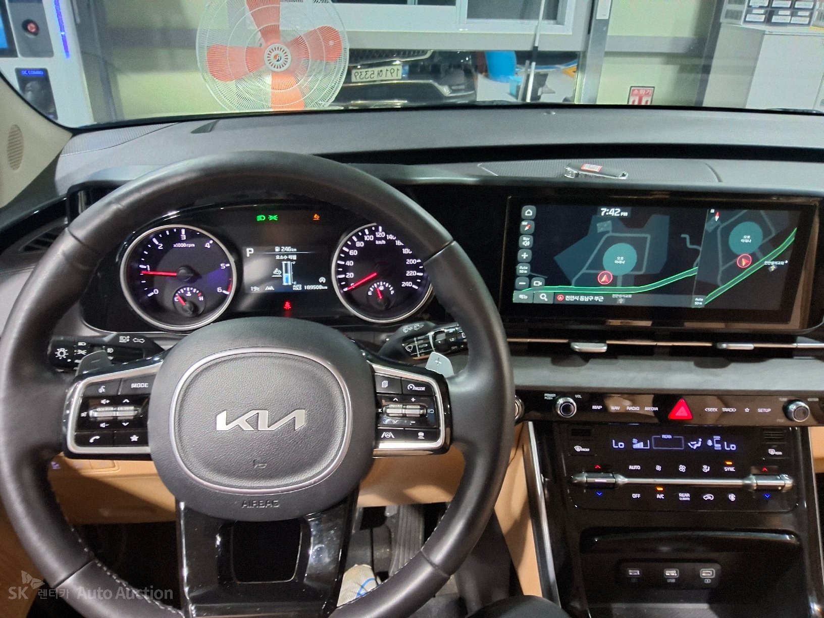 2023 - kia carnival