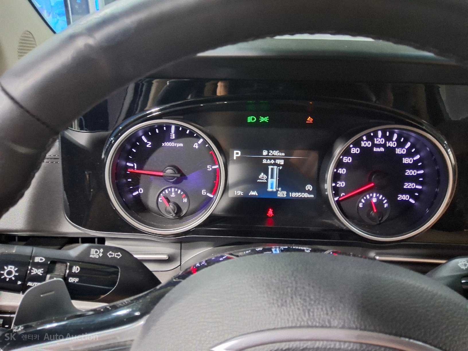 2023 - kia carnival