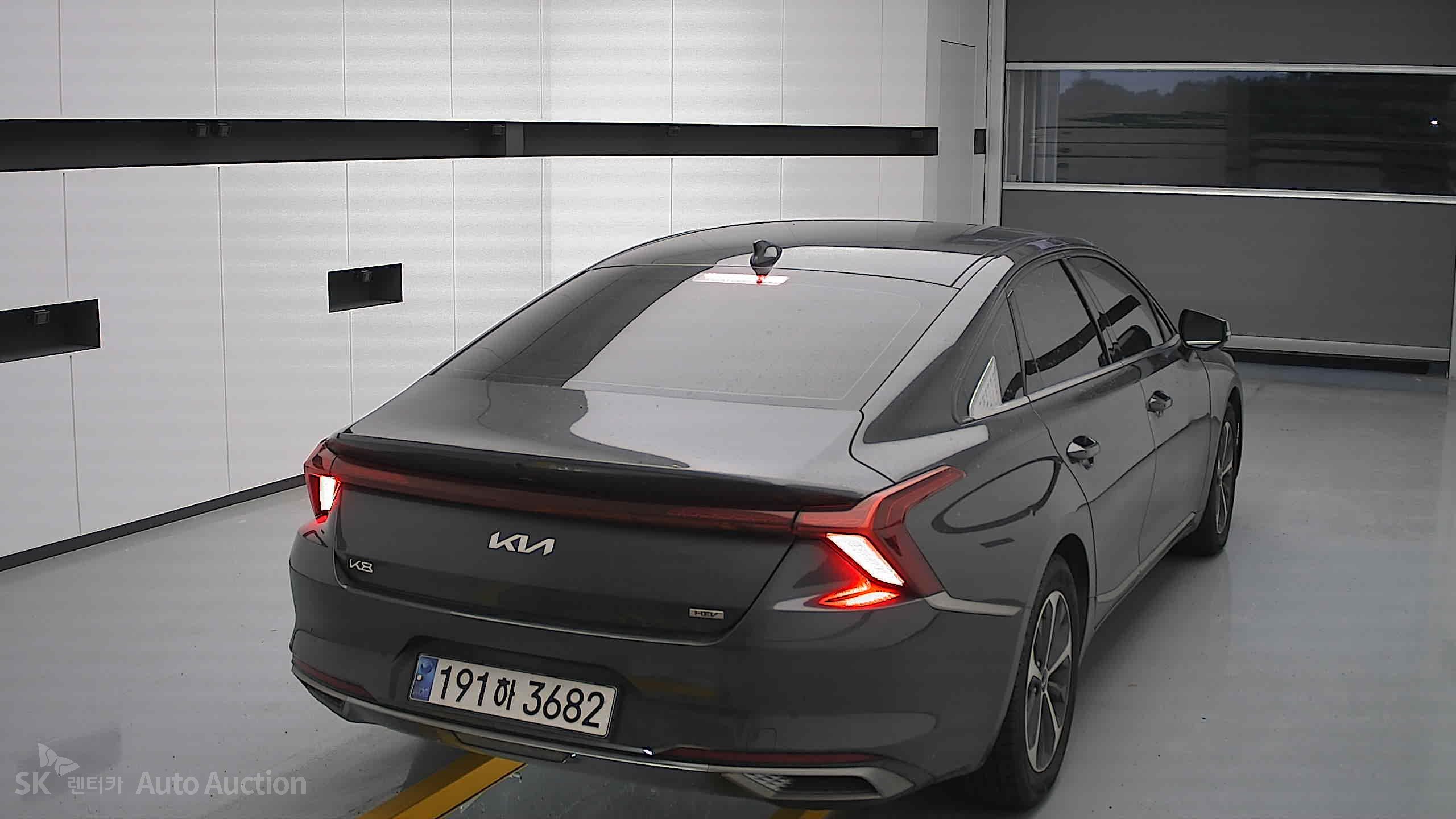 2023 - kia k8