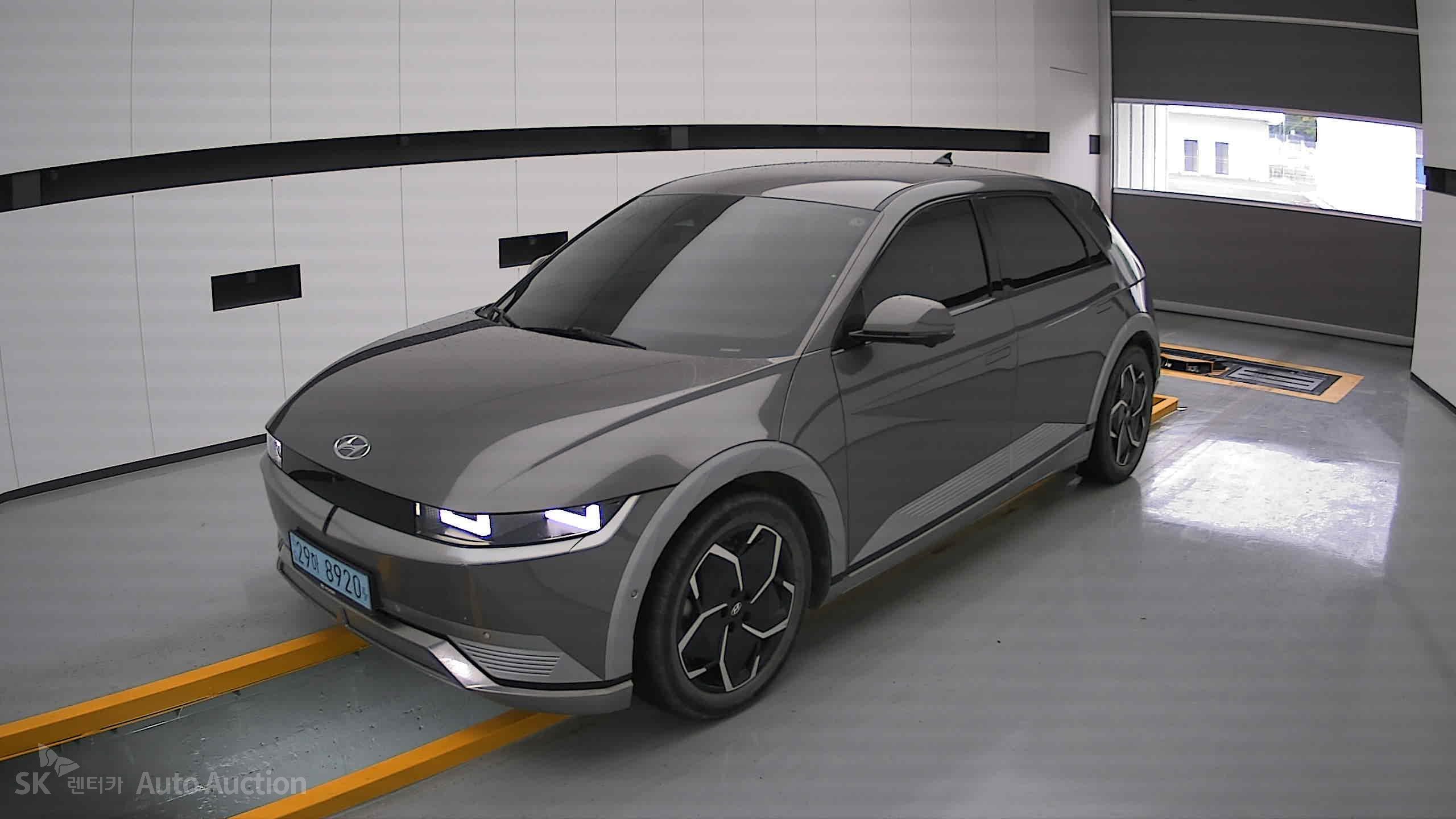 2022 - hyundai ioniq
